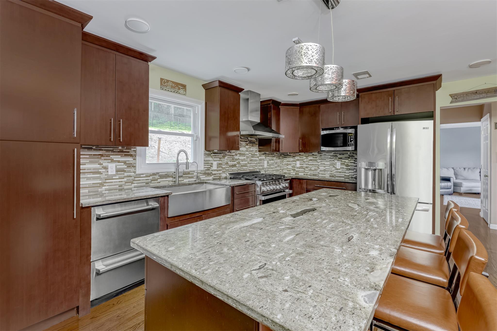 Single Family Gate  Rockland County, NY 10901, MLS-866318-6
