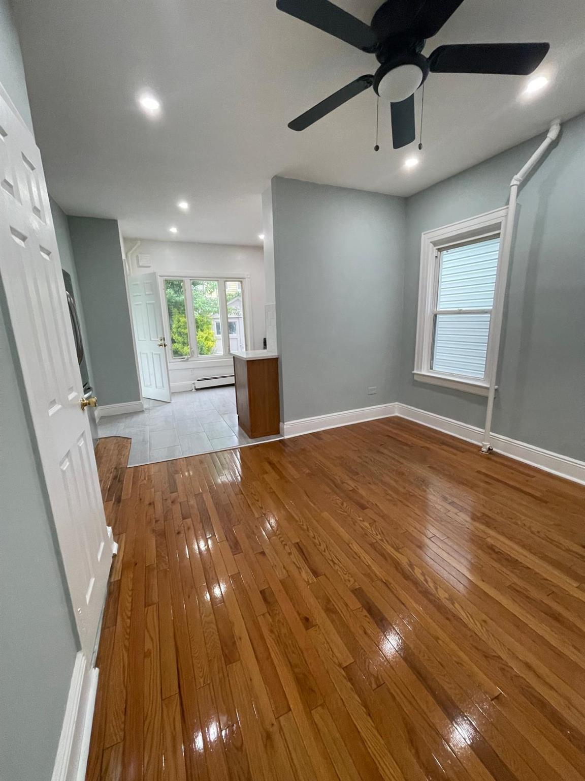 Single Family 71  Queens, NY 11385, MLS-866324-2