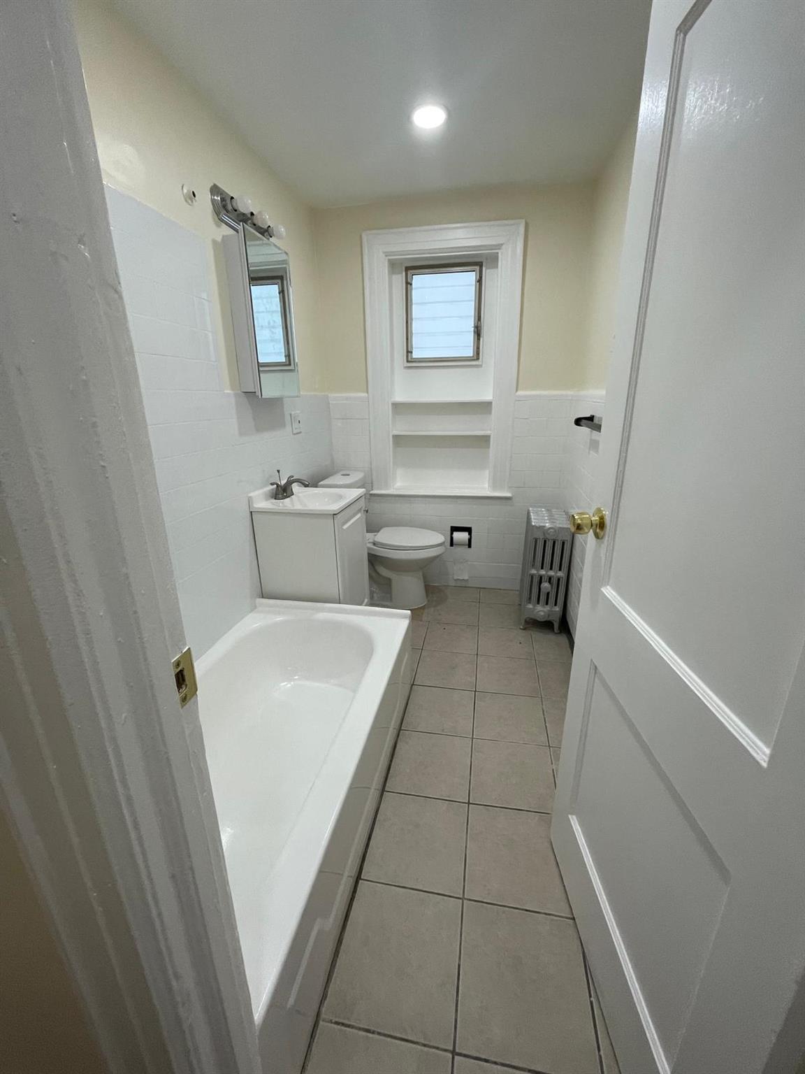 Single Family 71  Queens, NY 11385, MLS-866324-31