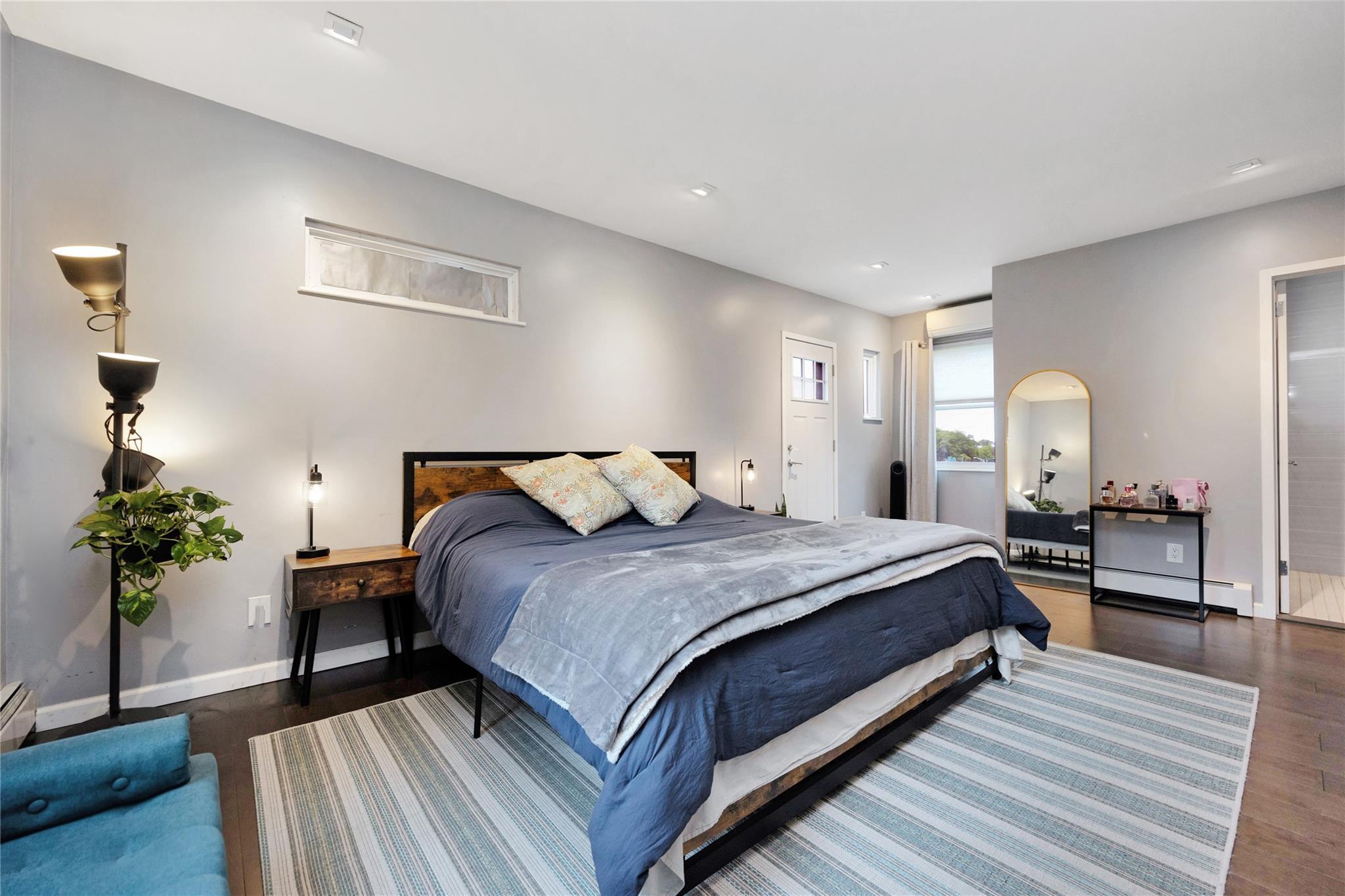 Single Family Coolidge  Queens, NY 11435, MLS-866336-18
