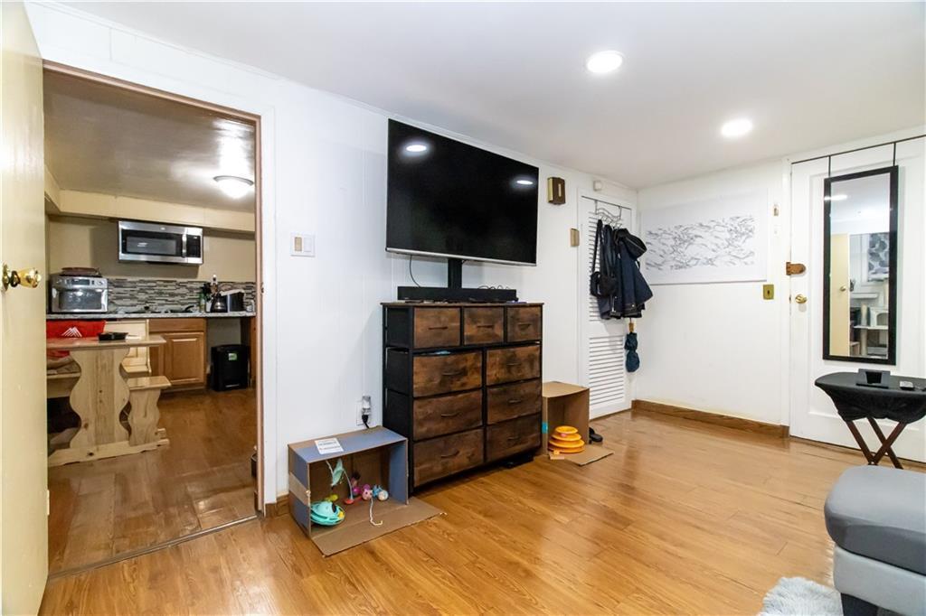 Single Family 45th  Brooklyn, NY 11234, MLS-866351-23