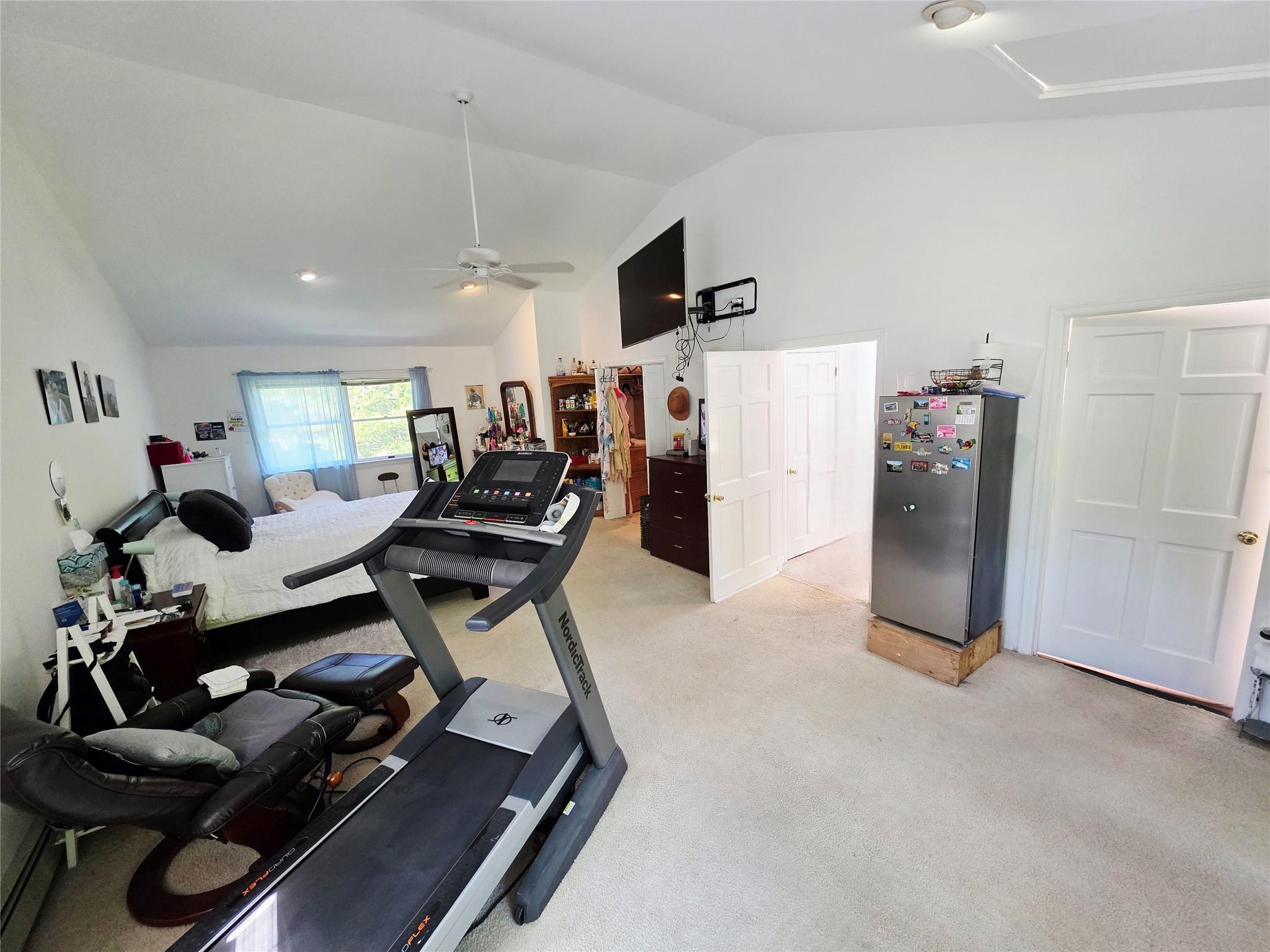 Single Family Anchor  Suffolk County, NY 11901, MLS-866359-12