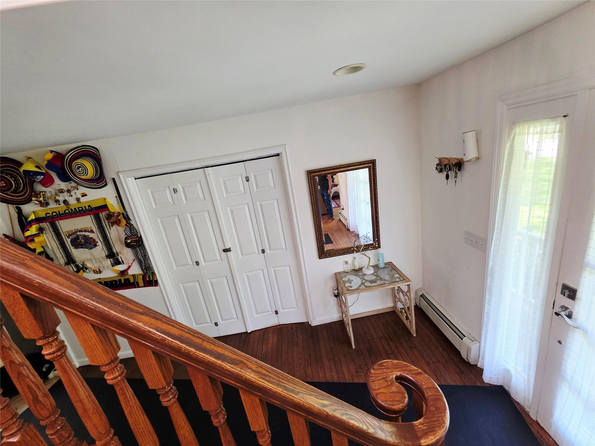 Single Family Anchor  Suffolk County, NY 11901, MLS-866359-23
