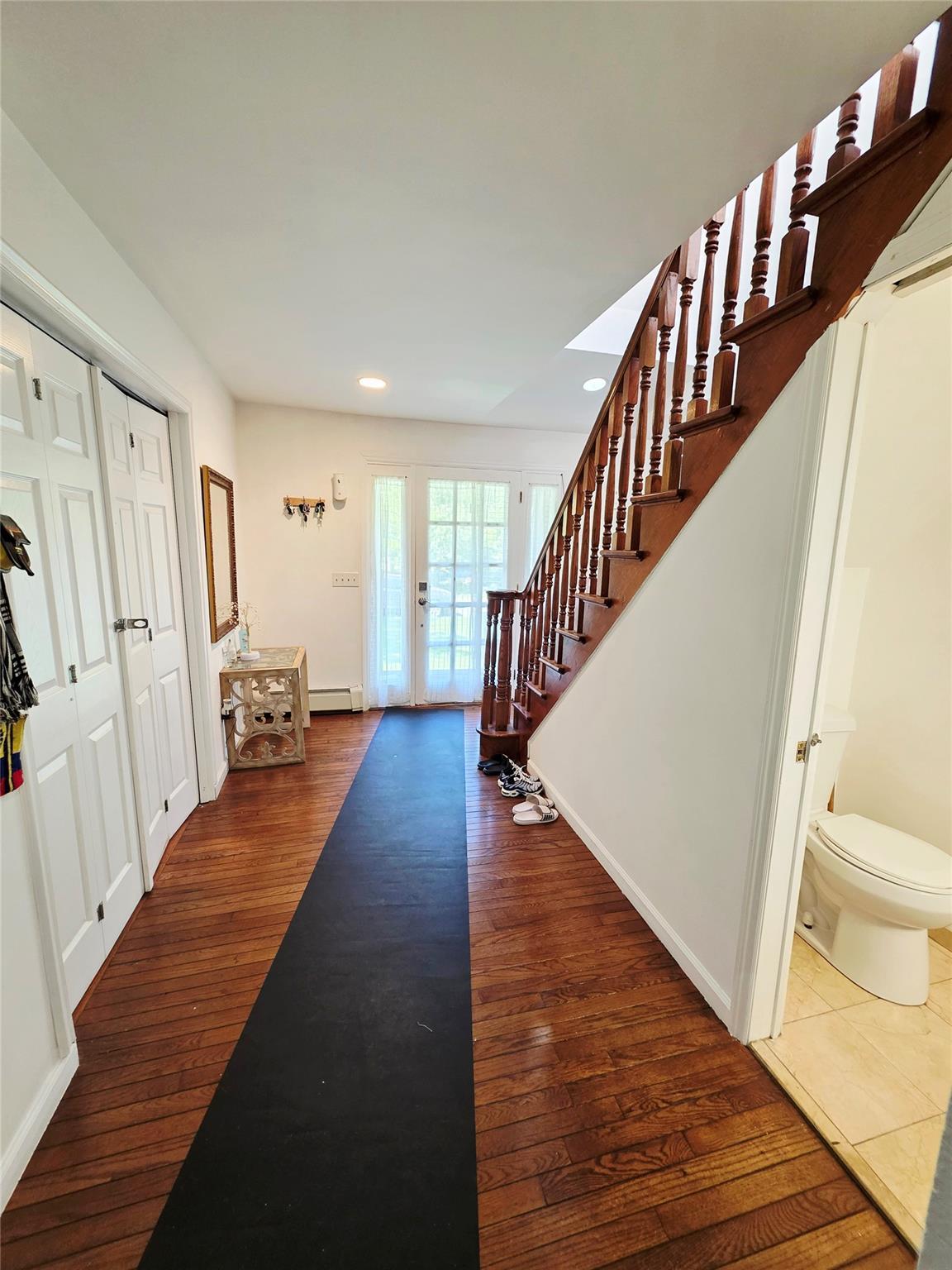 Single Family Anchor  Suffolk County, NY 11901, MLS-866359-31