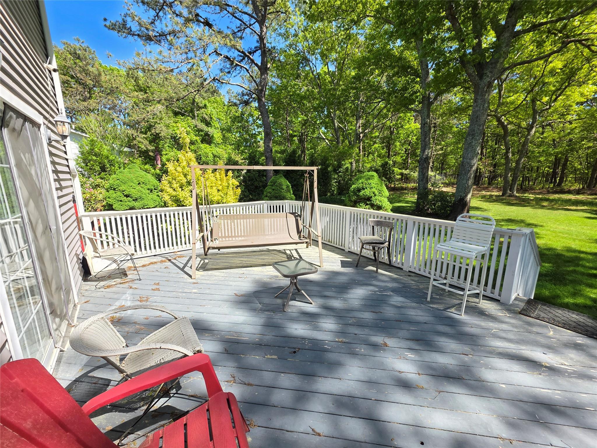 Single Family Anchor  Suffolk County, NY 11901, MLS-866359-34