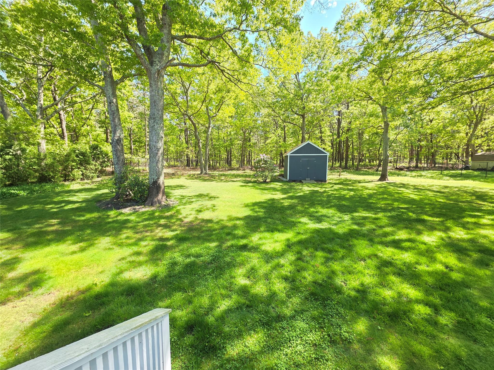 Single Family Anchor  Suffolk County, NY 11901, MLS-866359-37