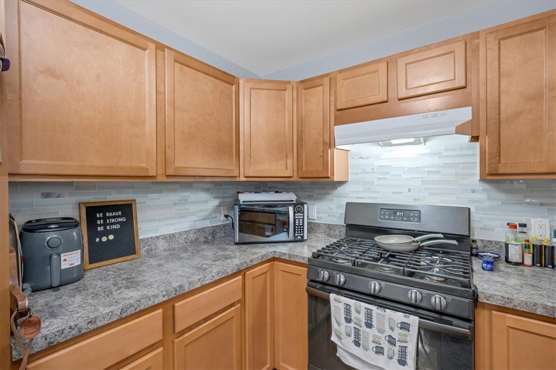 Single Family Tuckers Corners  Ulster County, NY 12528, MLS-866371-13