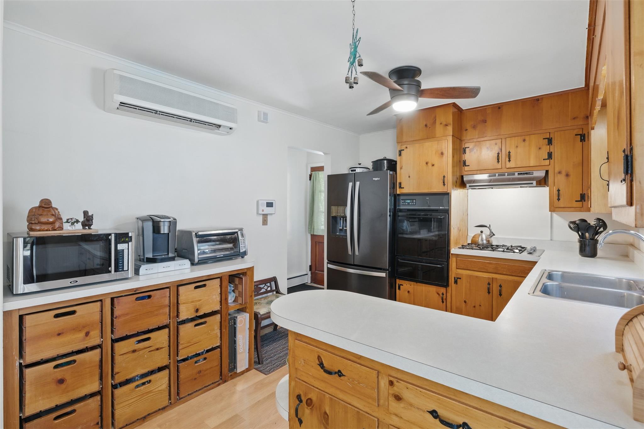 Single Family Huguenot  Ulster County, NY 12486, MLS-866387-22