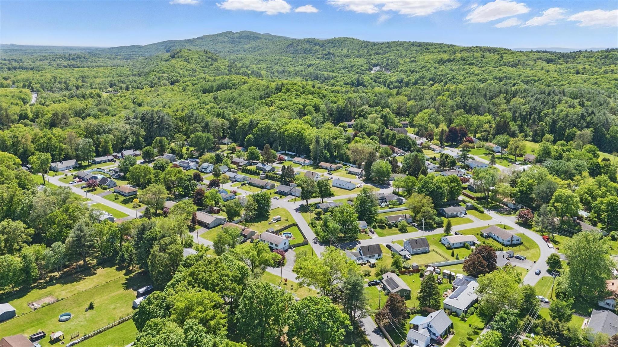 Single Family Huguenot  Ulster County, NY 12486, MLS-866387-31