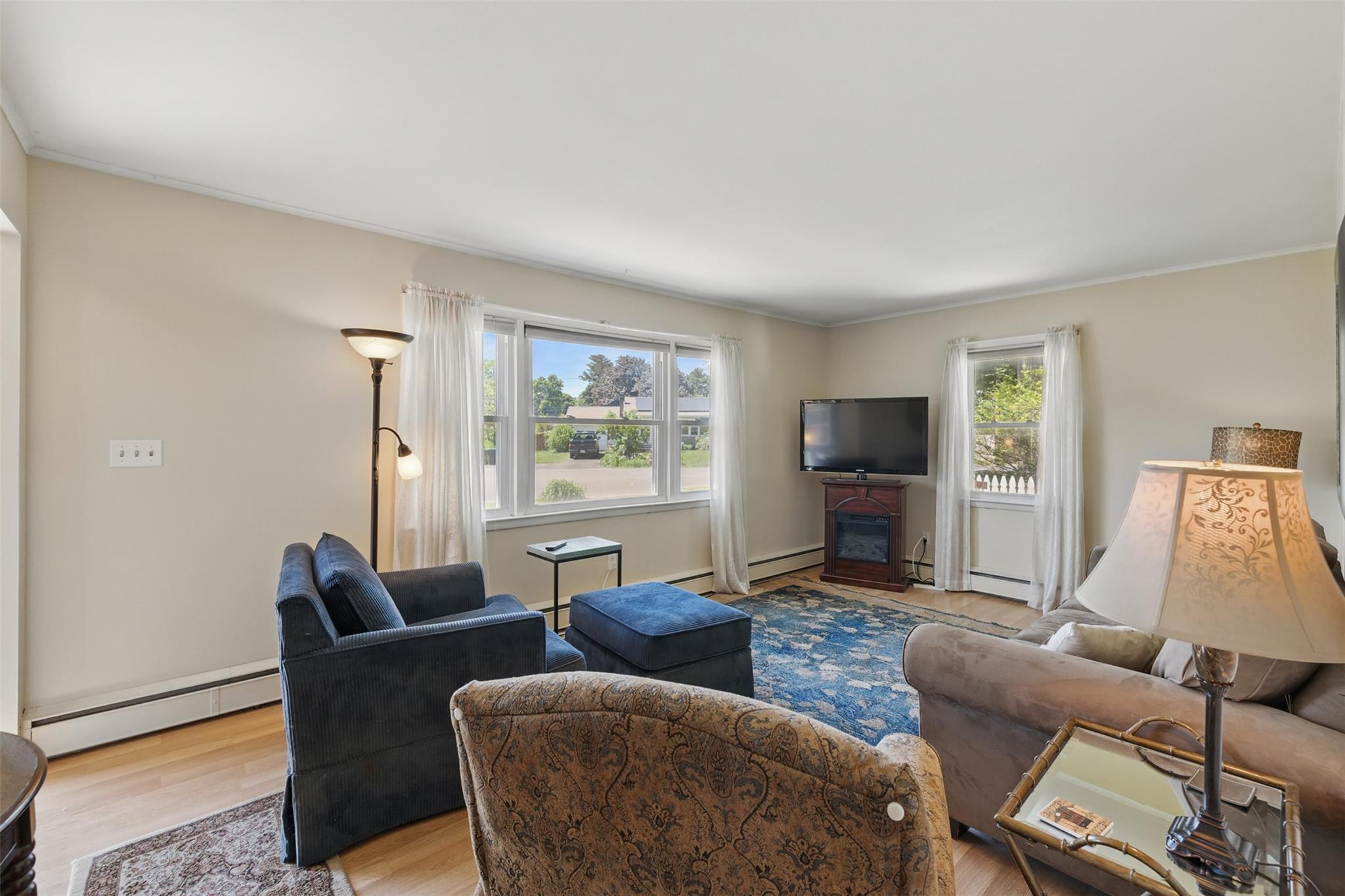 Single Family Huguenot  Ulster County, NY 12486, MLS-866387-9