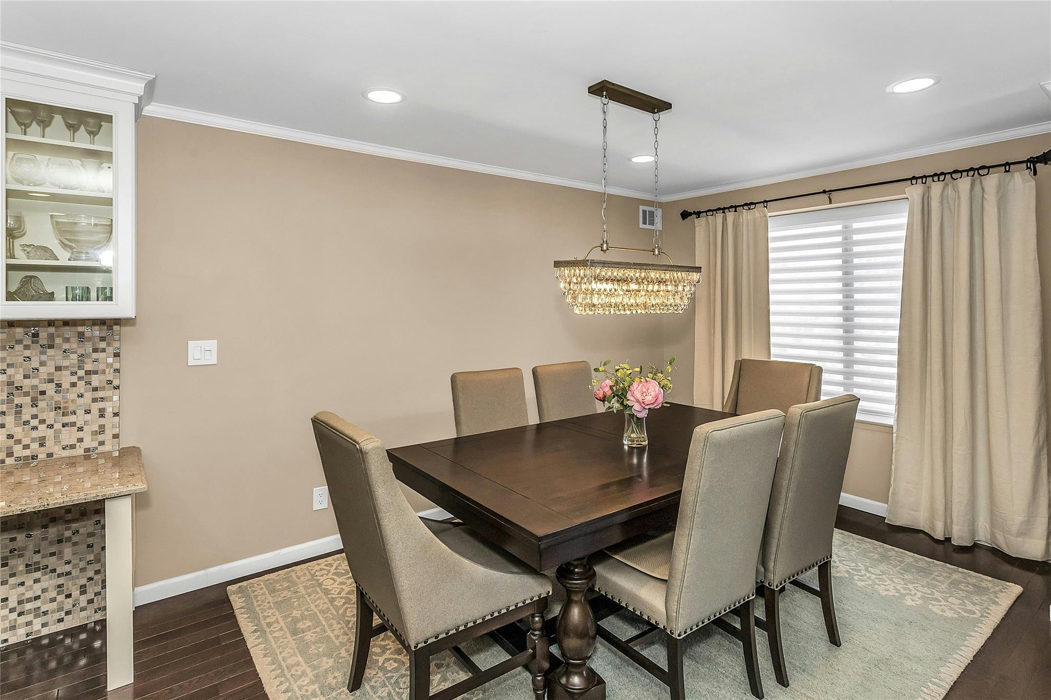Condo Park  Nassau County, NY 11570, MLS-866390-10