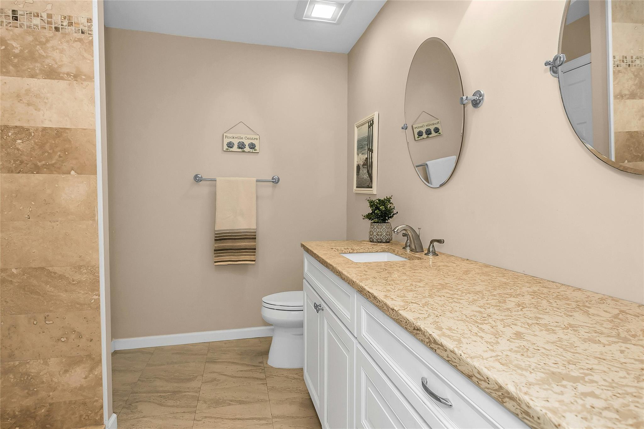 Condo Park  Nassau County, NY 11570, MLS-866390-17