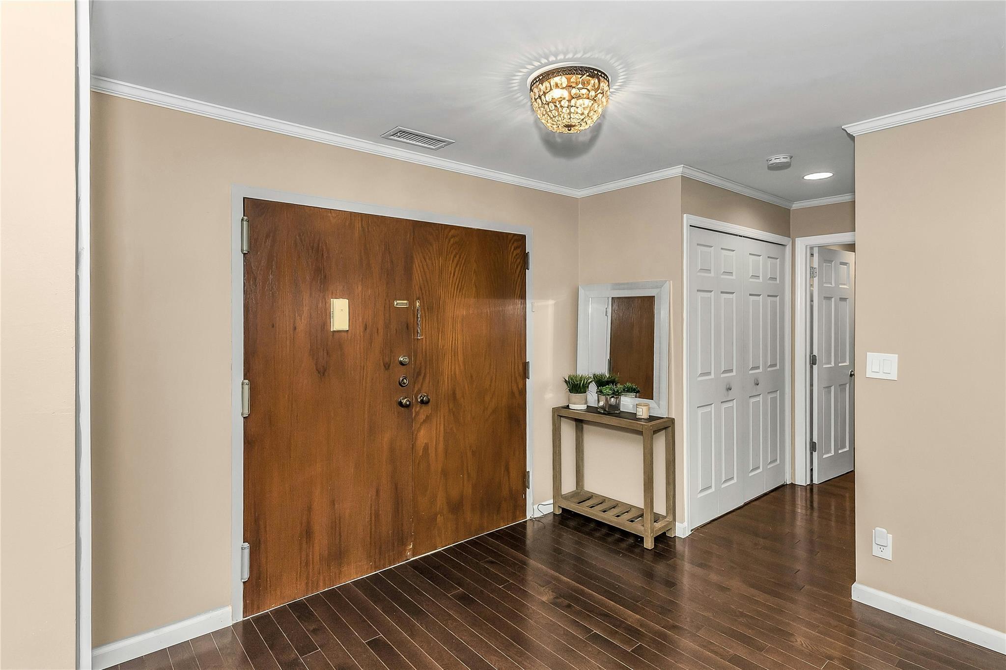 Condo Park  Nassau County, NY 11570, MLS-866390-5
