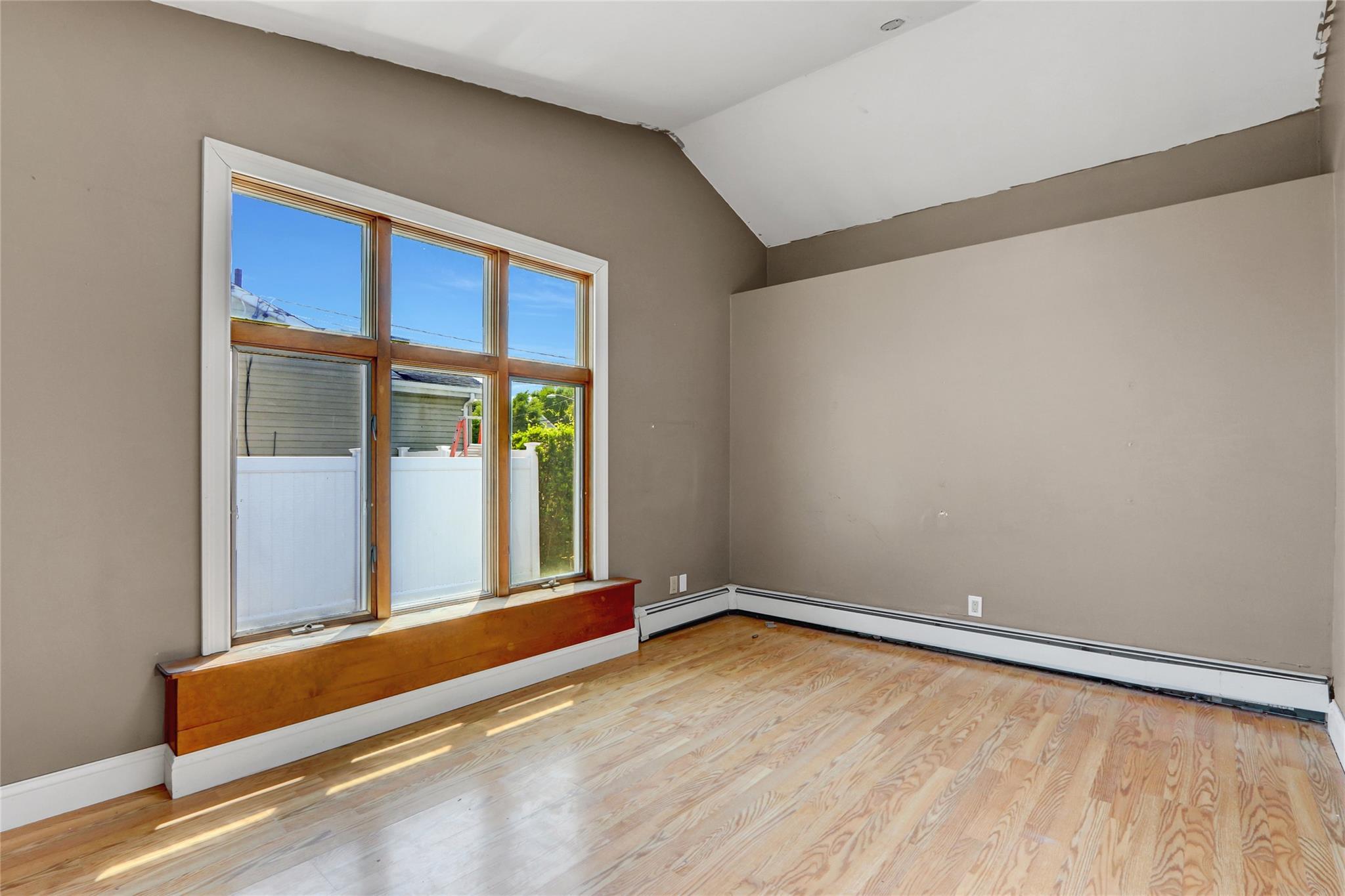 Single Family Audwin  Suffolk County, NY 11752, MLS-866398-13