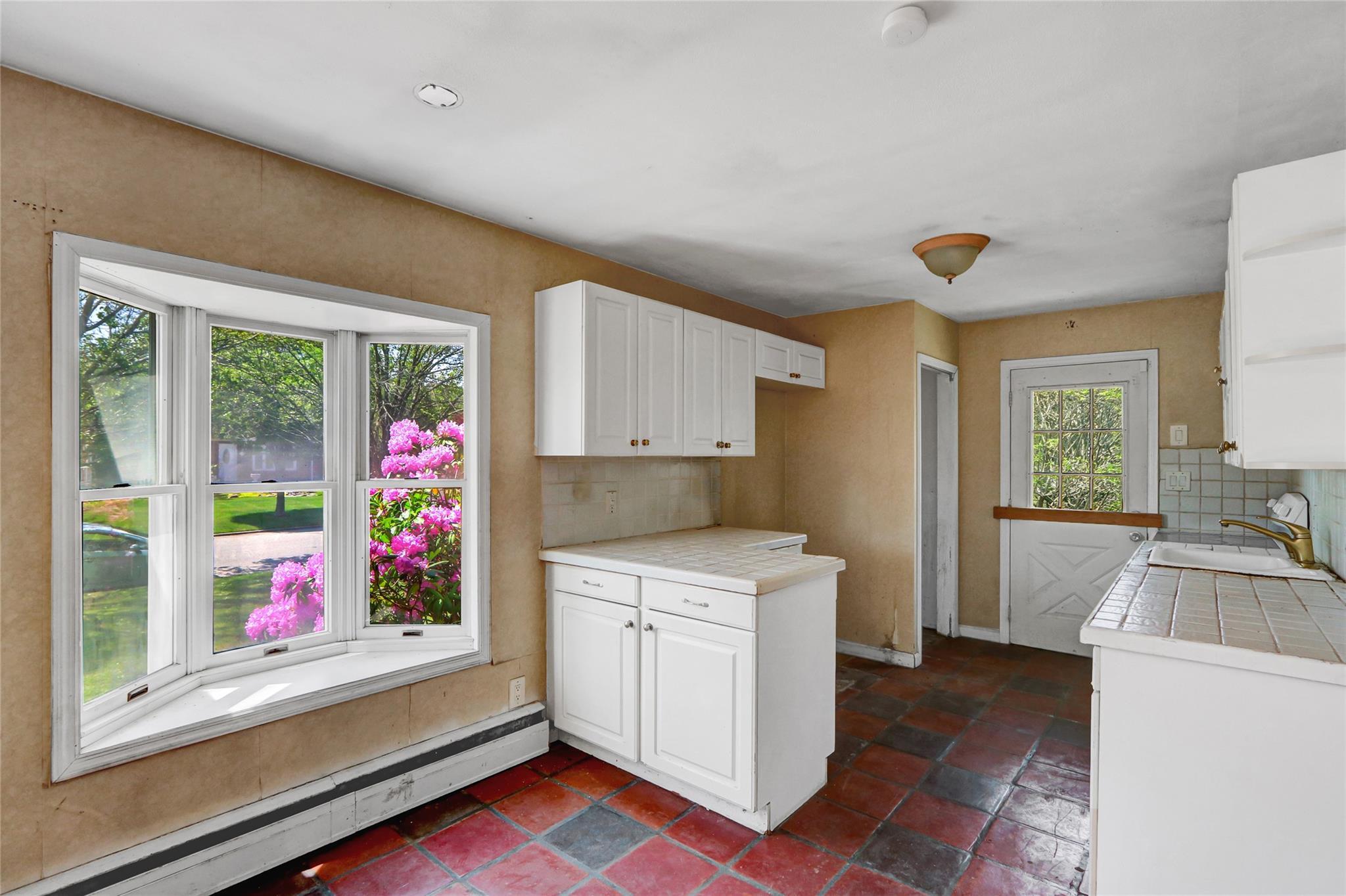 Single Family Audwin  Suffolk County, NY 11752, MLS-866398-6