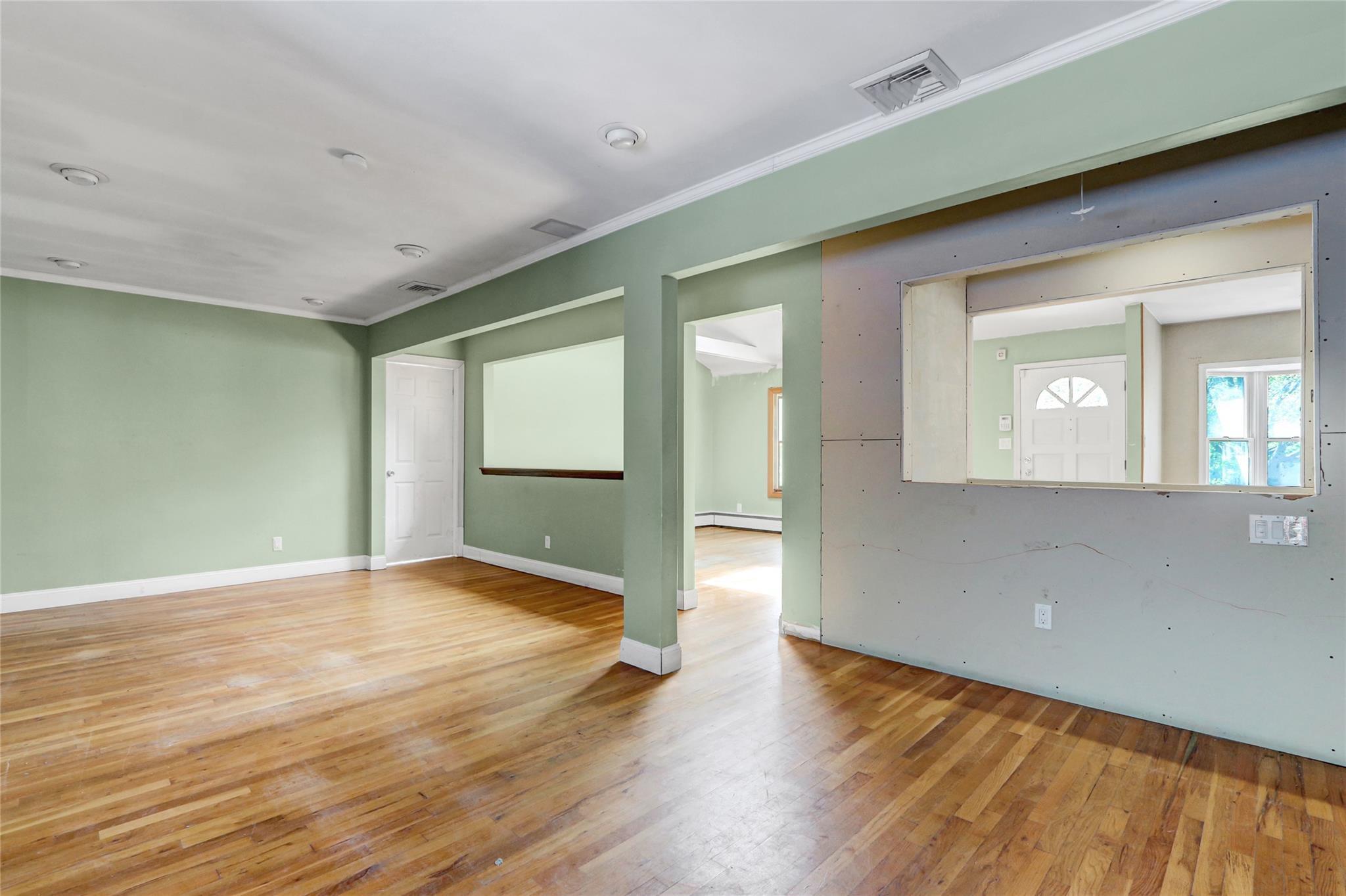 Single Family Audwin  Suffolk County, NY 11752, MLS-866398-9