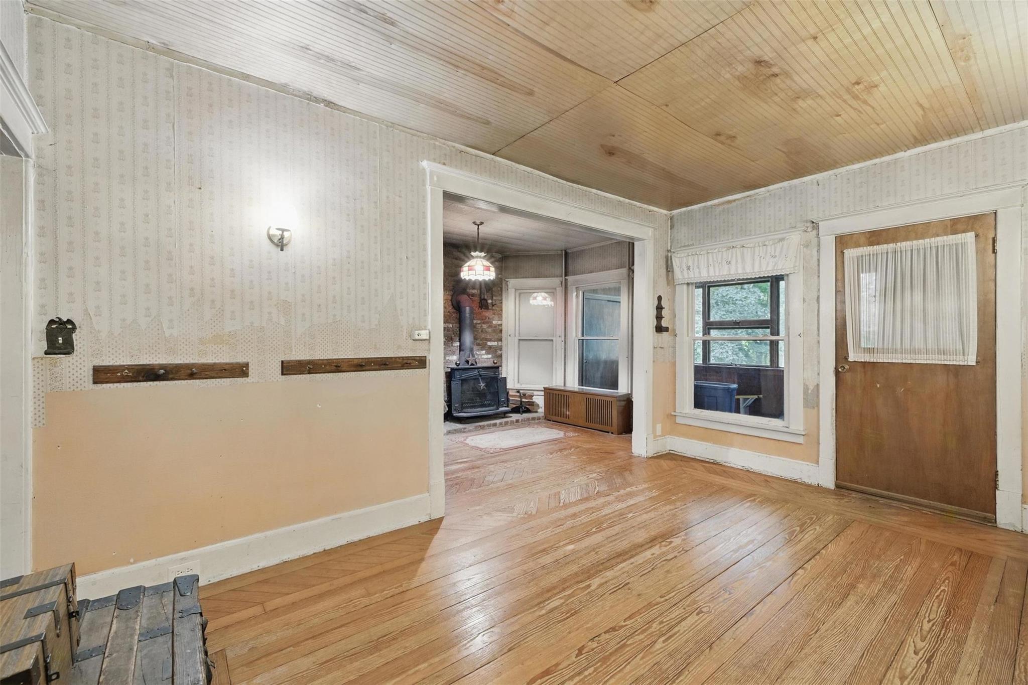 Single Family East  Orange County, NY 12586, MLS-866399-15