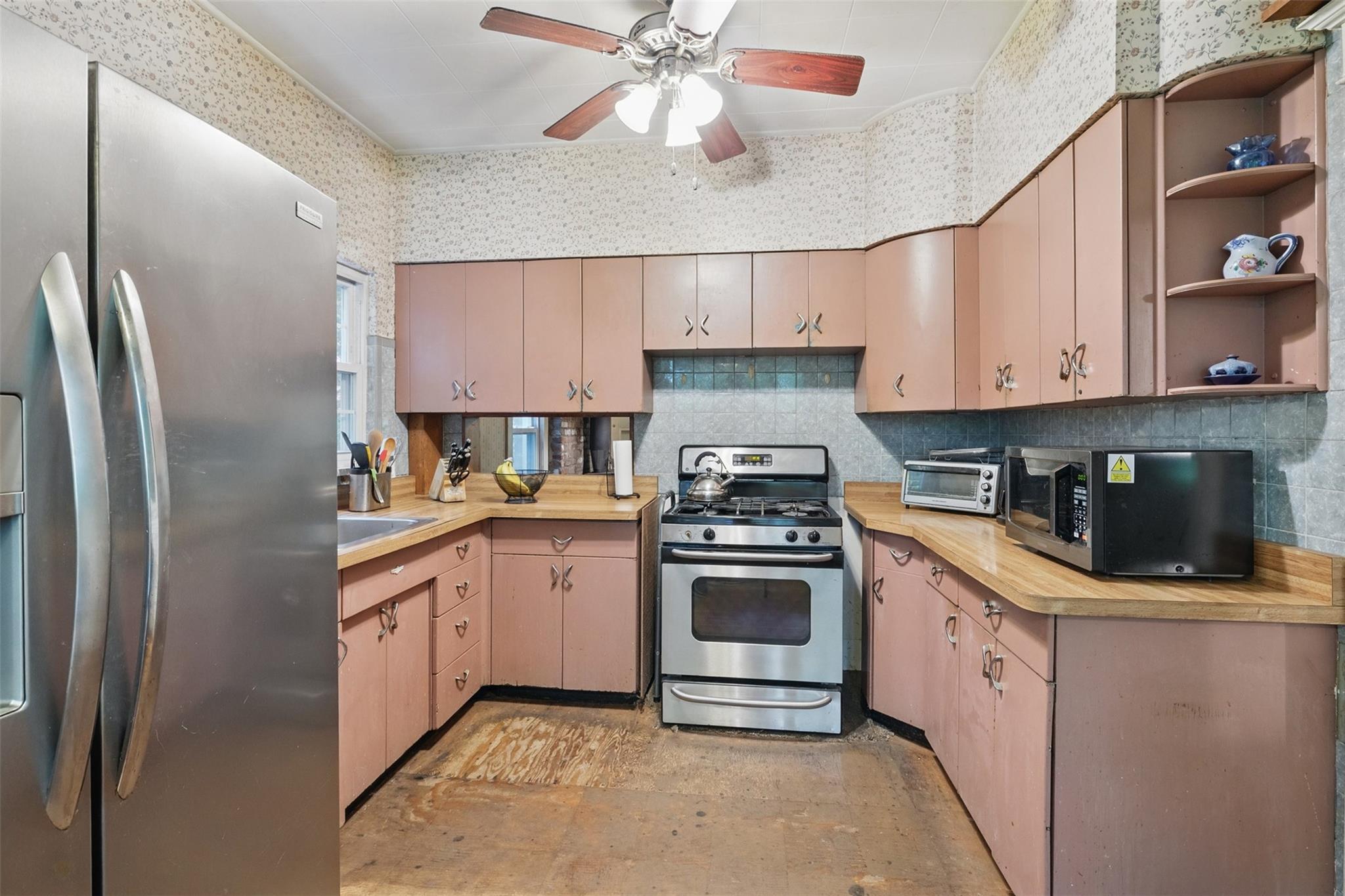 Single Family East  Orange County, NY 12586, MLS-866399-23