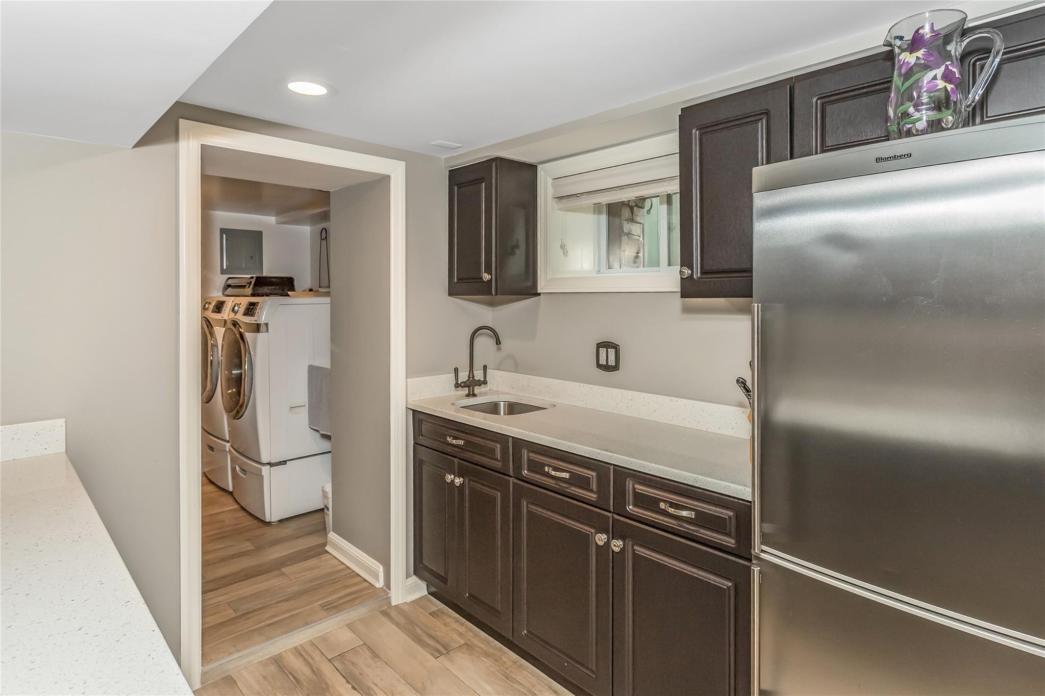 Single Family 9th  Queens, NY 11357, MLS-866402-28