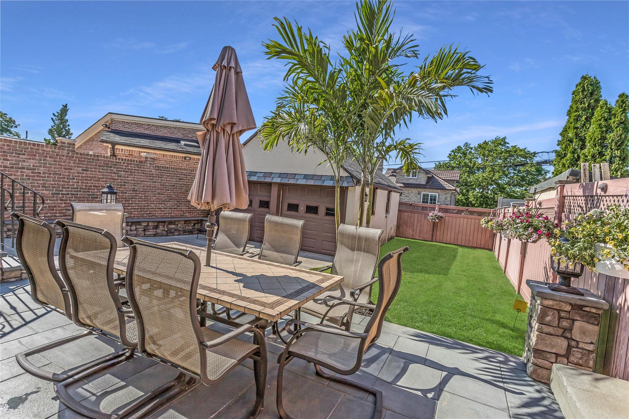 Single Family 9th  Queens, NY 11357, MLS-866402-36