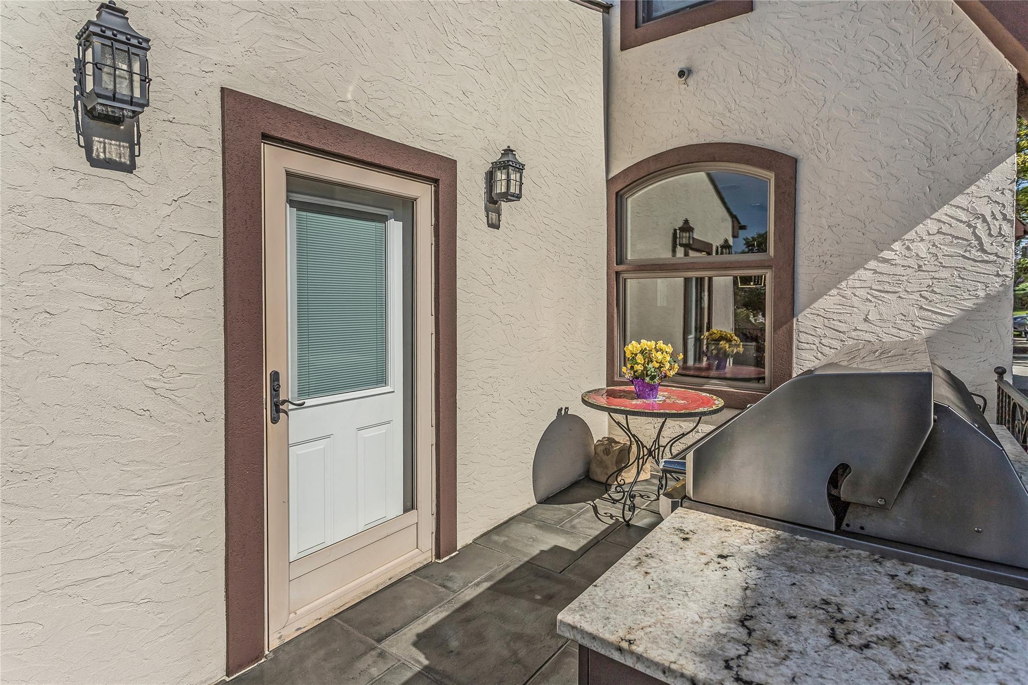 Single Family 9th  Queens, NY 11357, MLS-866402-38