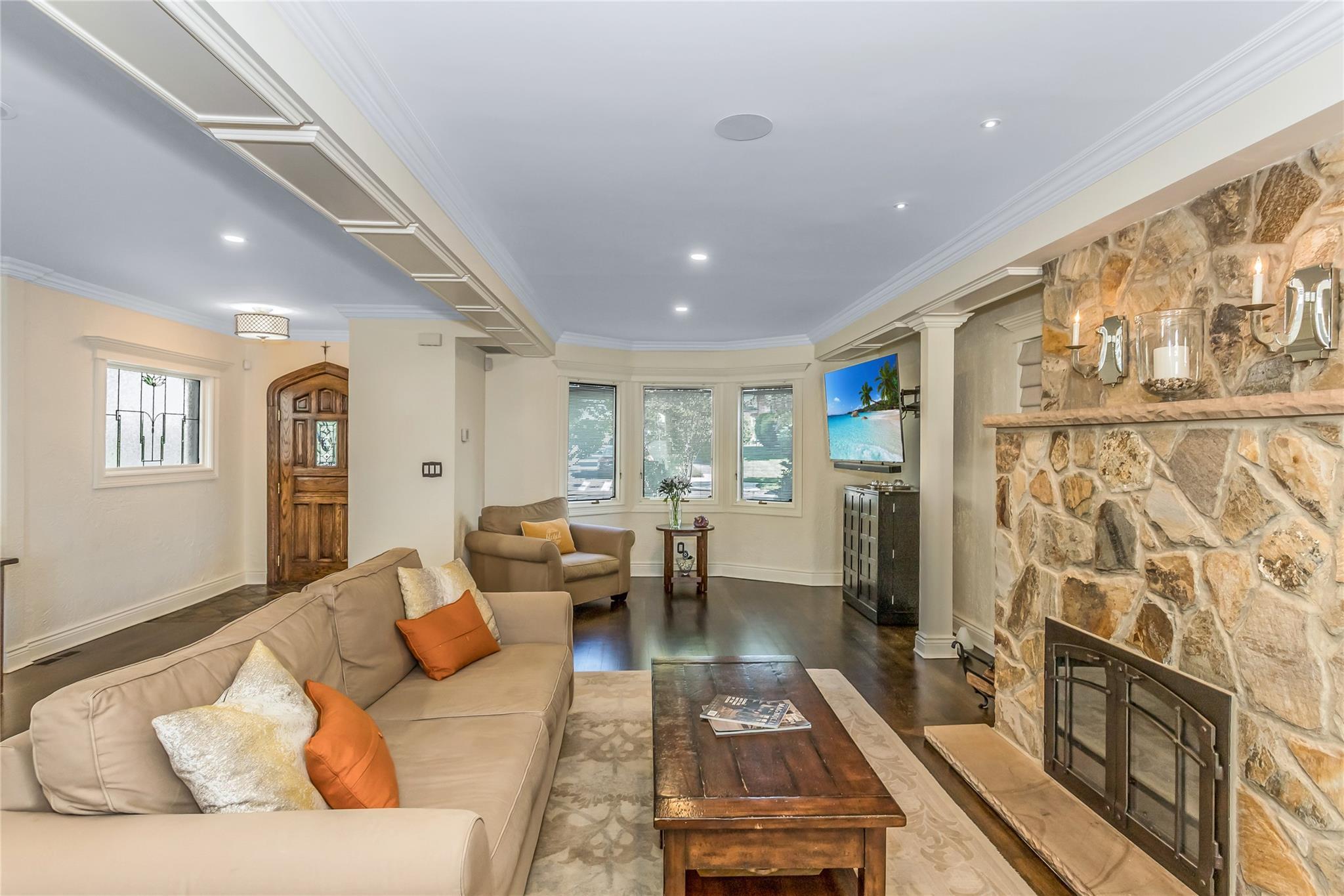 Single Family 9th  Queens, NY 11357, MLS-866402-9
