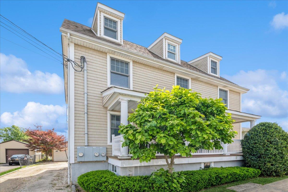 Single Family East Nassau County, NY 11542, MLS-866408-2