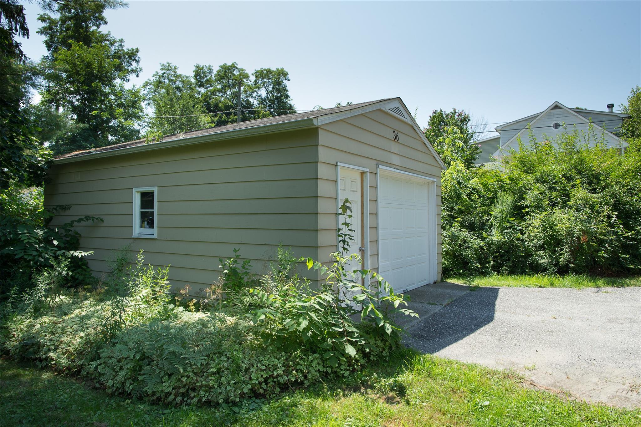 Single Family Elm  Dutchess County, NY 12564, MLS-866409-32