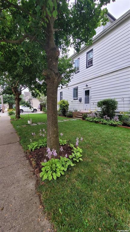 Single Family Lowell  Nassau County, NY 11001, MLS-866425-14
