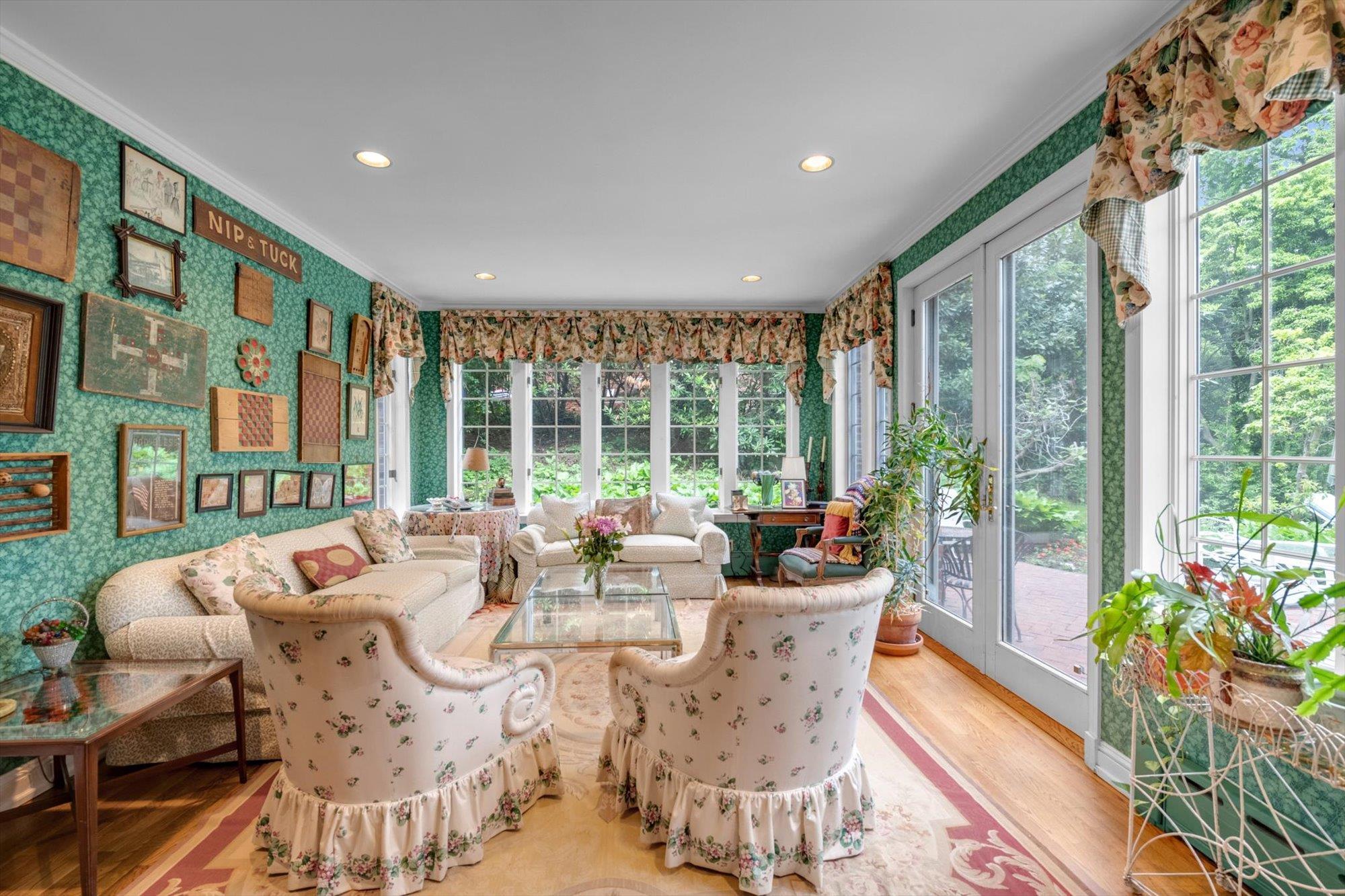 Single Family Clent  Nassau County, NY 11021, MLS-866433-14