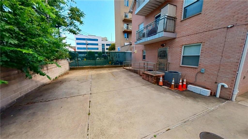 Commercial Sale 14th  Brooklyn, NY 11235, MLS-866436-23