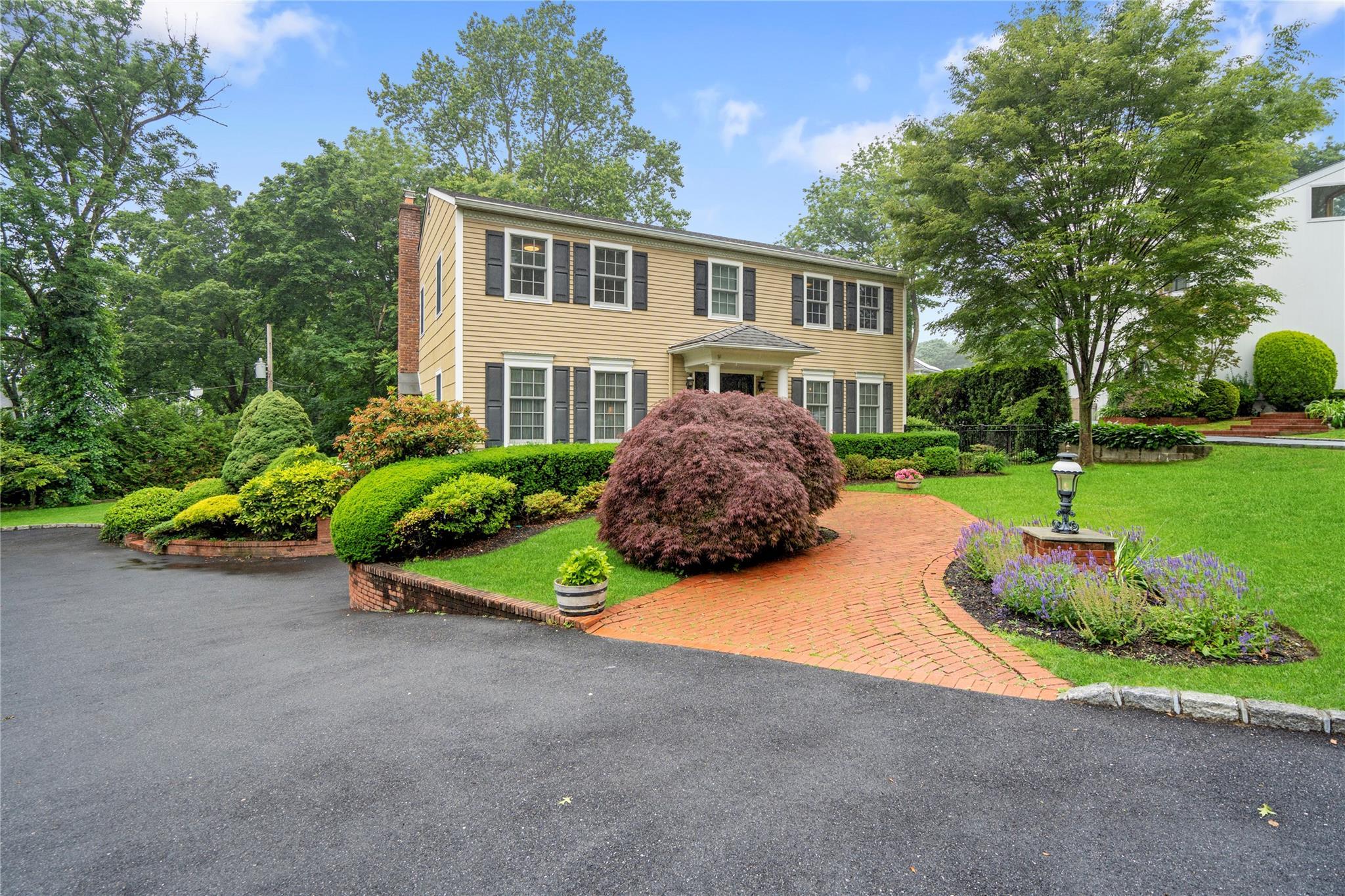 Single Family Homewood  Nassau County, NY 11030, MLS-866454-2