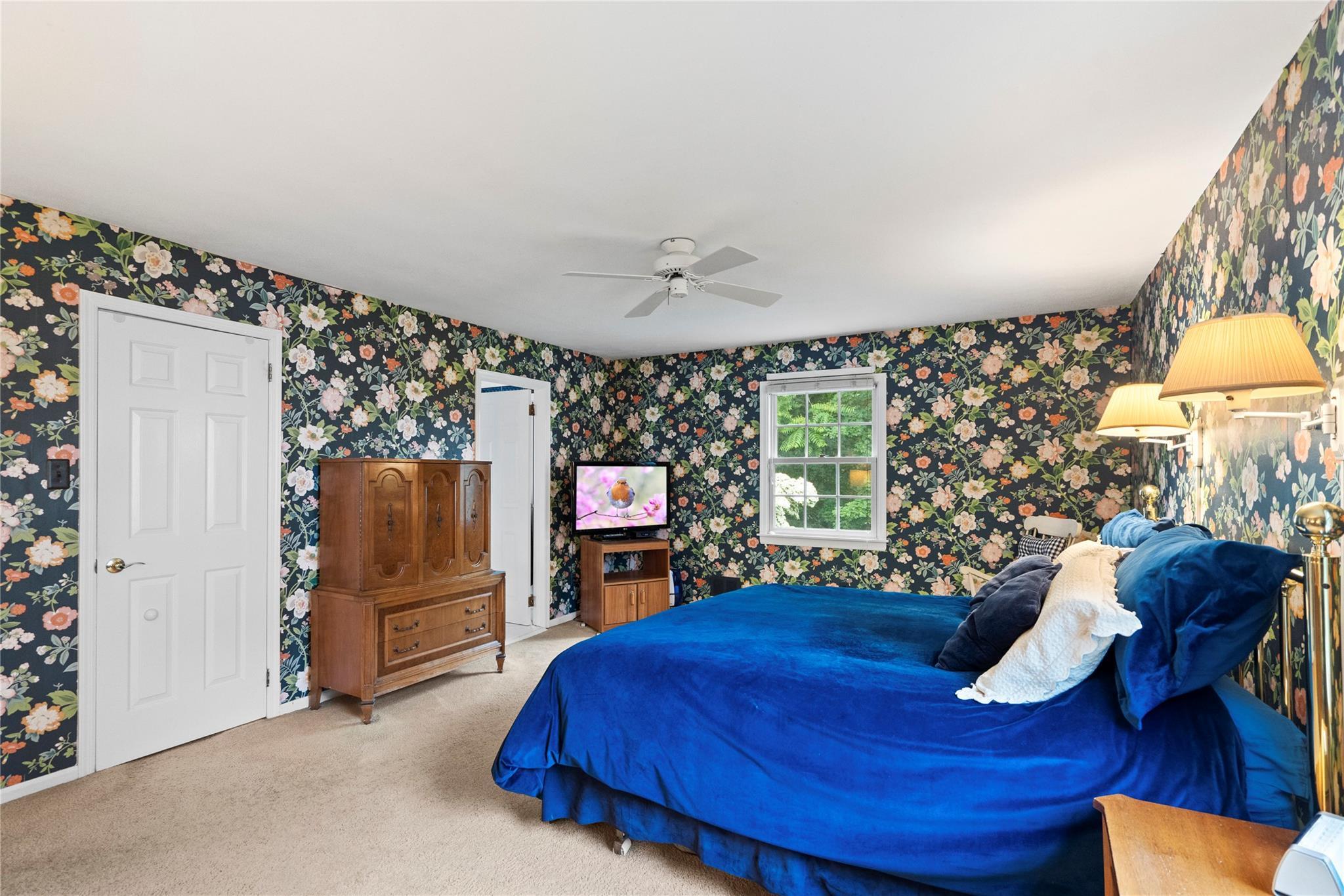 Single Family Homewood  Nassau County, NY 11030, MLS-866454-20