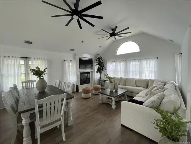 Single Family Bungalow  Suffolk County, NY 11770, MLS-866468-7