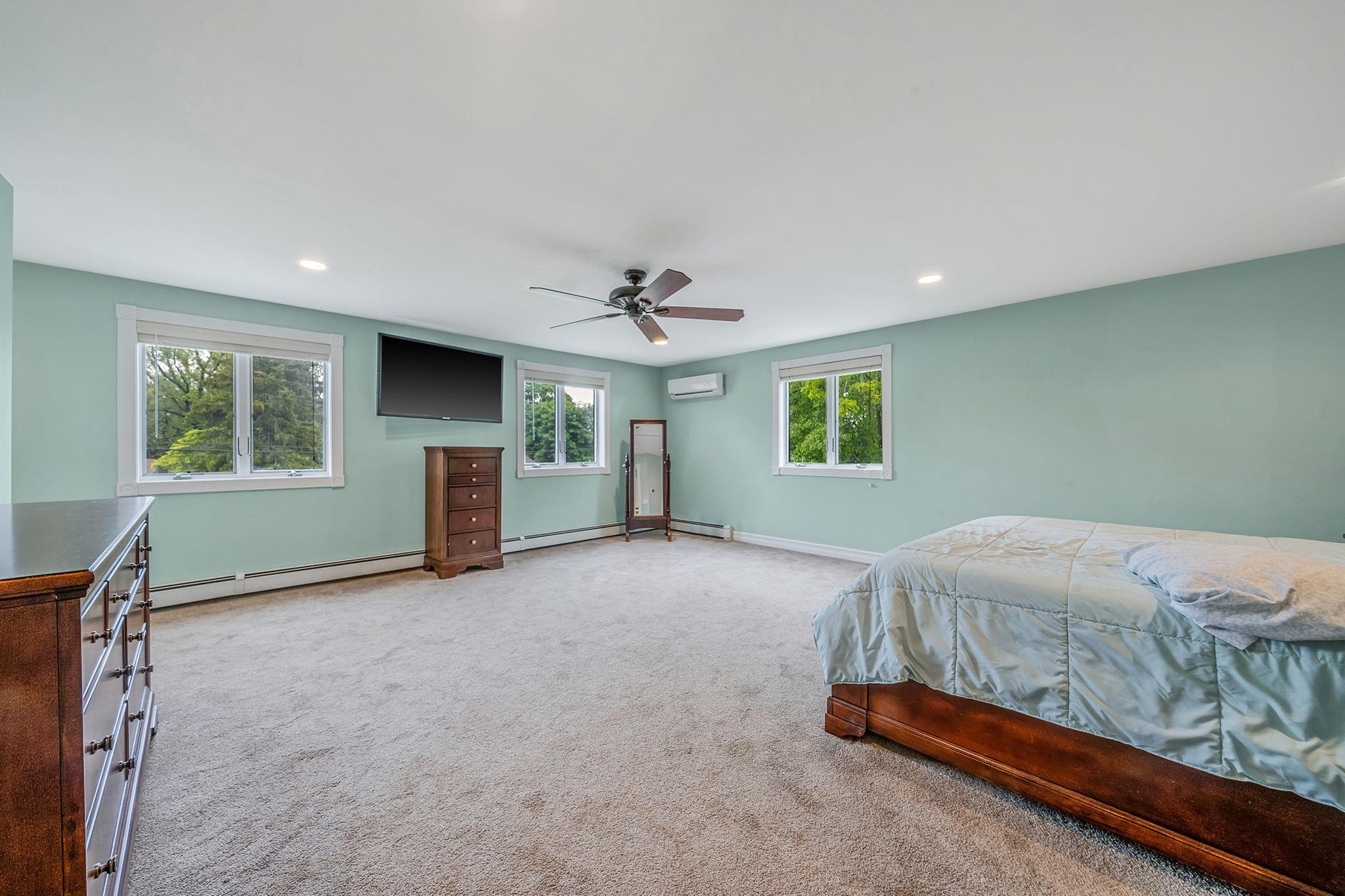 Single Family Oceanside  Suffolk County, NY 11752, MLS-866486-19