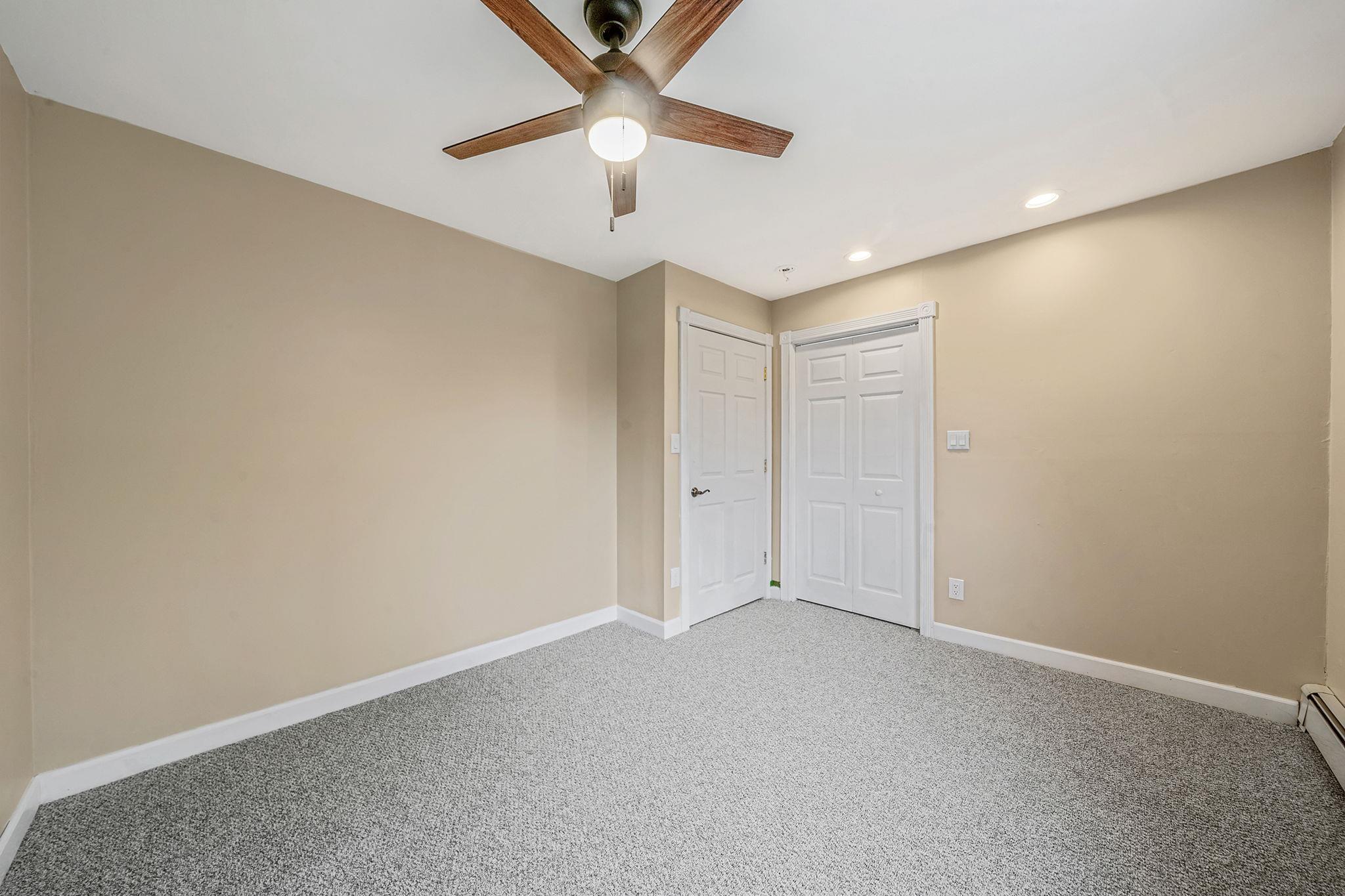 Single Family Oceanside  Suffolk County, NY 11752, MLS-866486-28