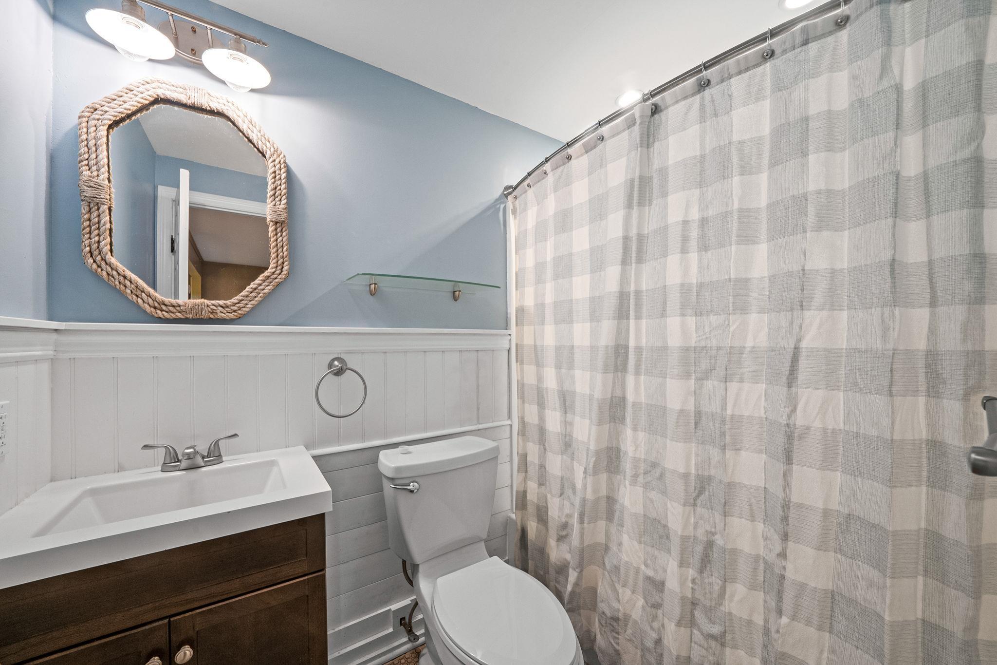 Single Family Oceanside  Suffolk County, NY 11752, MLS-866486-42