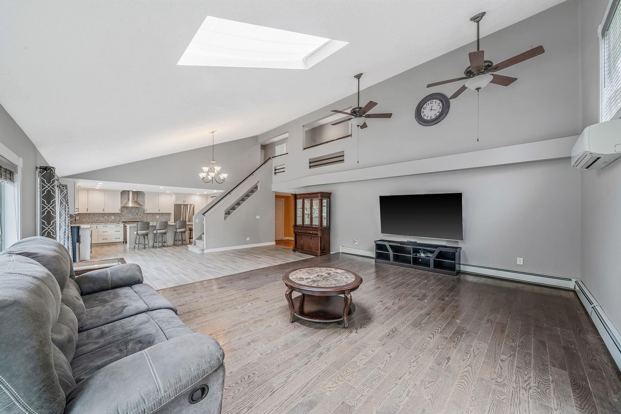 Single Family Oceanside  Suffolk County, NY 11752, MLS-866486-9
