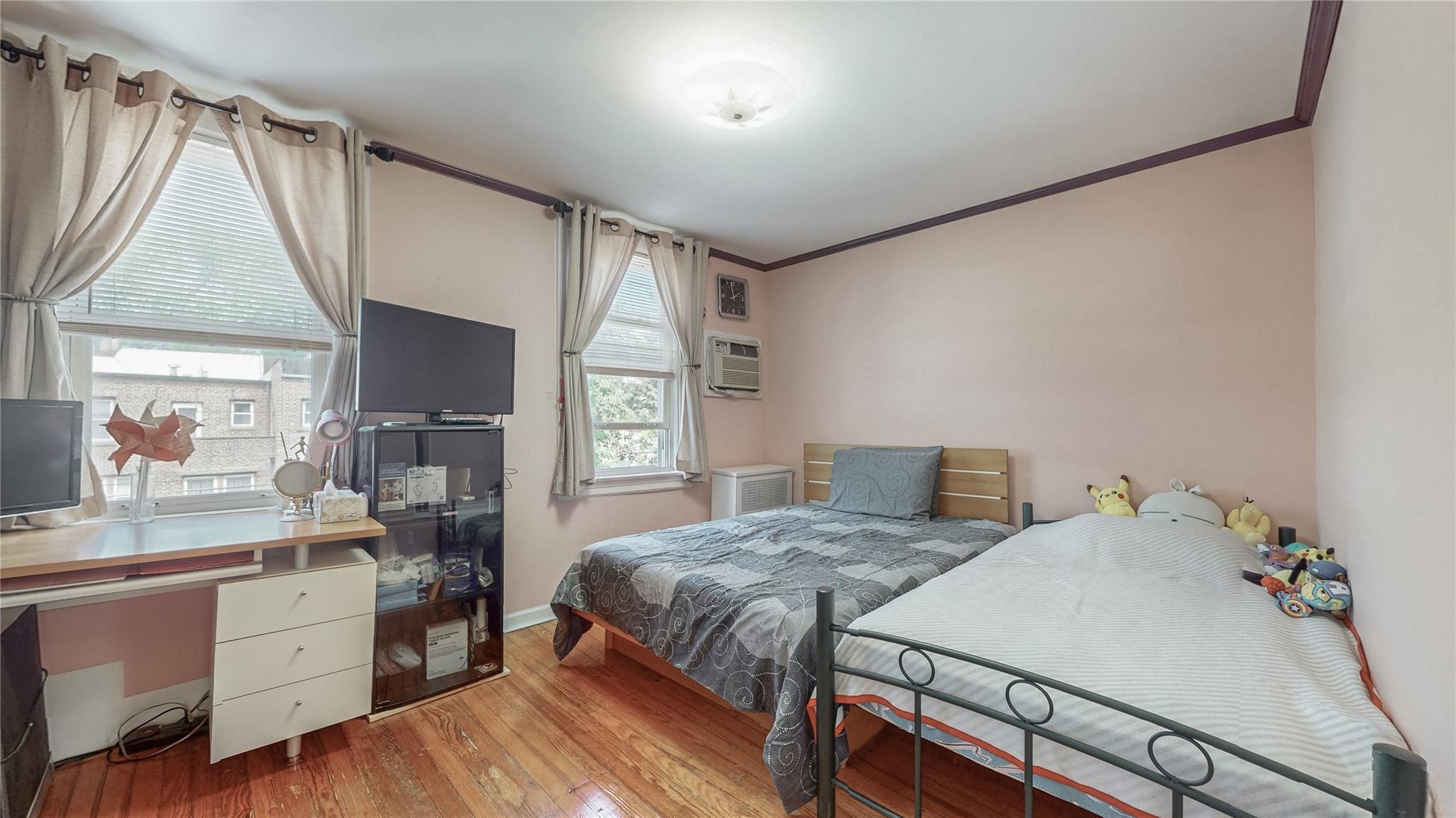 Single Family Kessel  Queens, NY 11375, MLS-866488-12