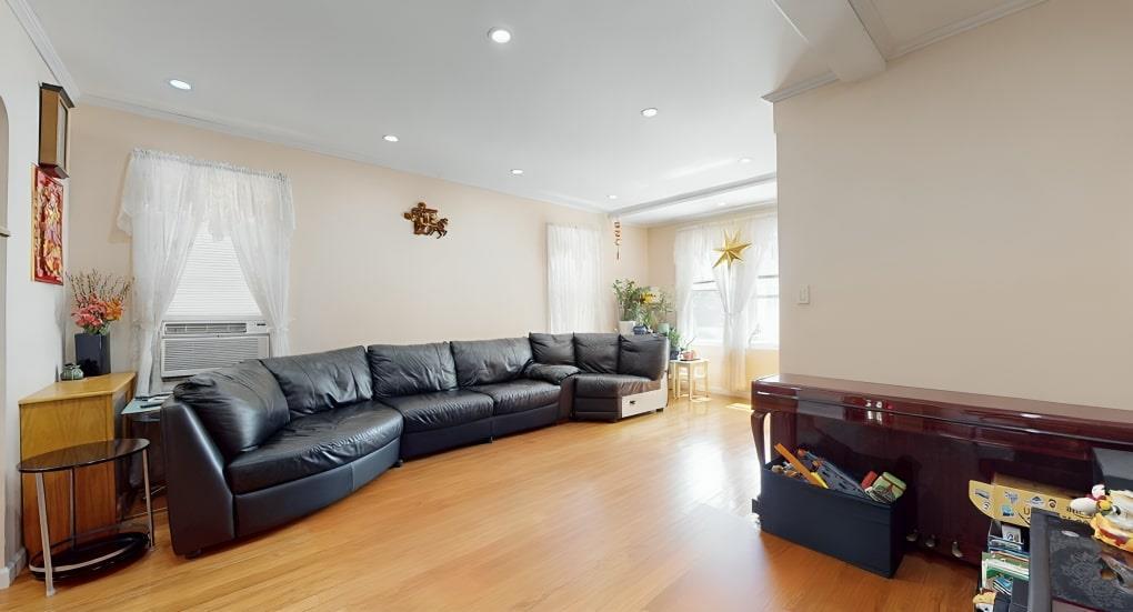 Single Family Kessel  Queens, NY 11375, MLS-866488-5