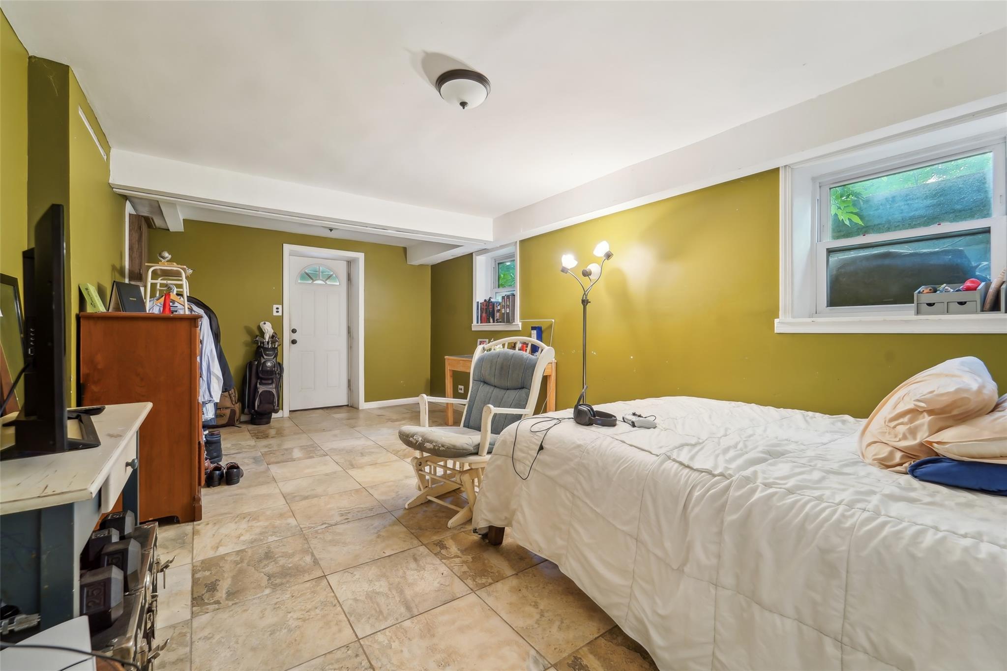 Single Family Clarence  Westchester County, NY 10583, MLS-866497-32