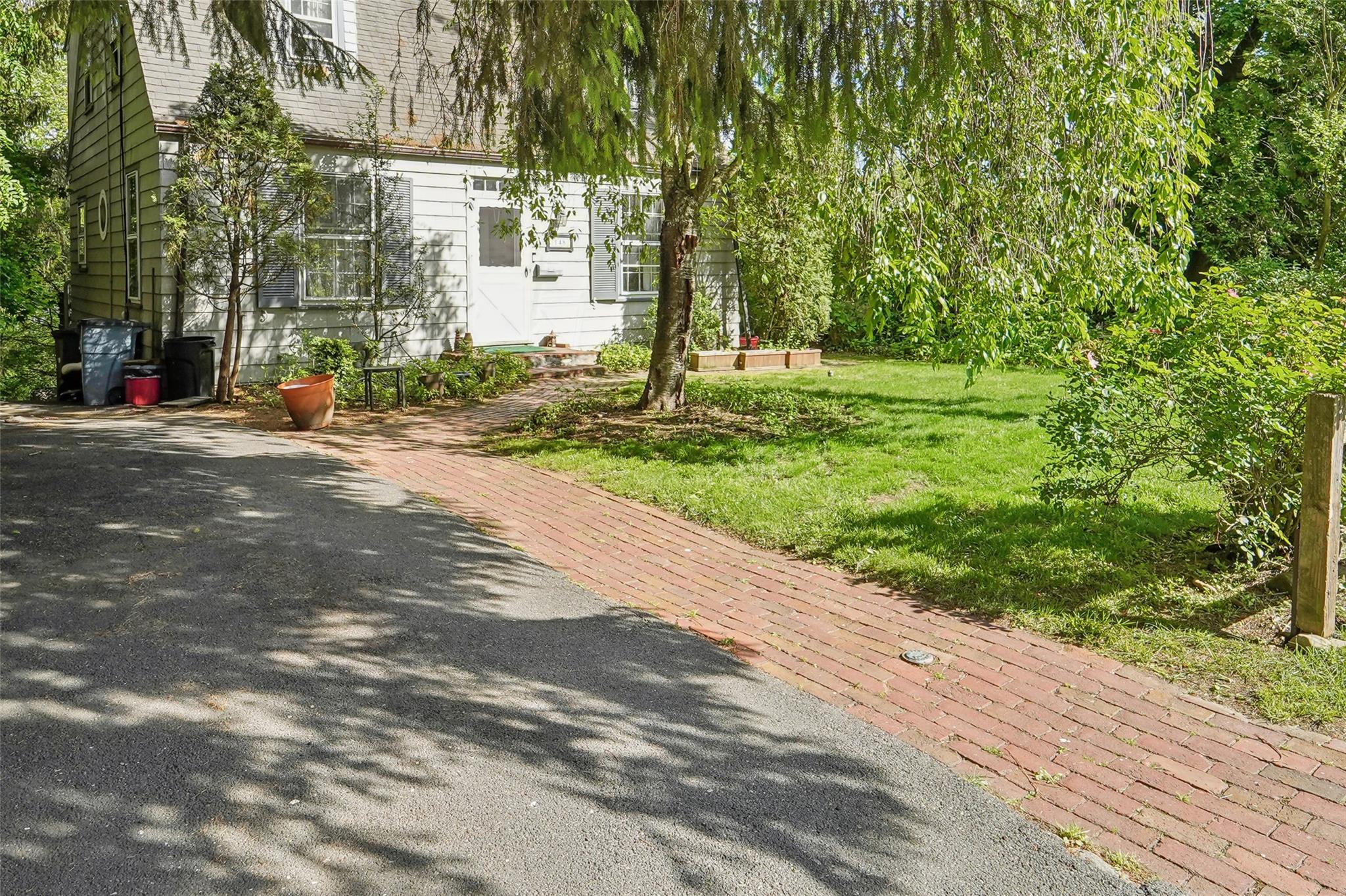 Single Family Clarence  Westchester County, NY 10583, MLS-866497-4