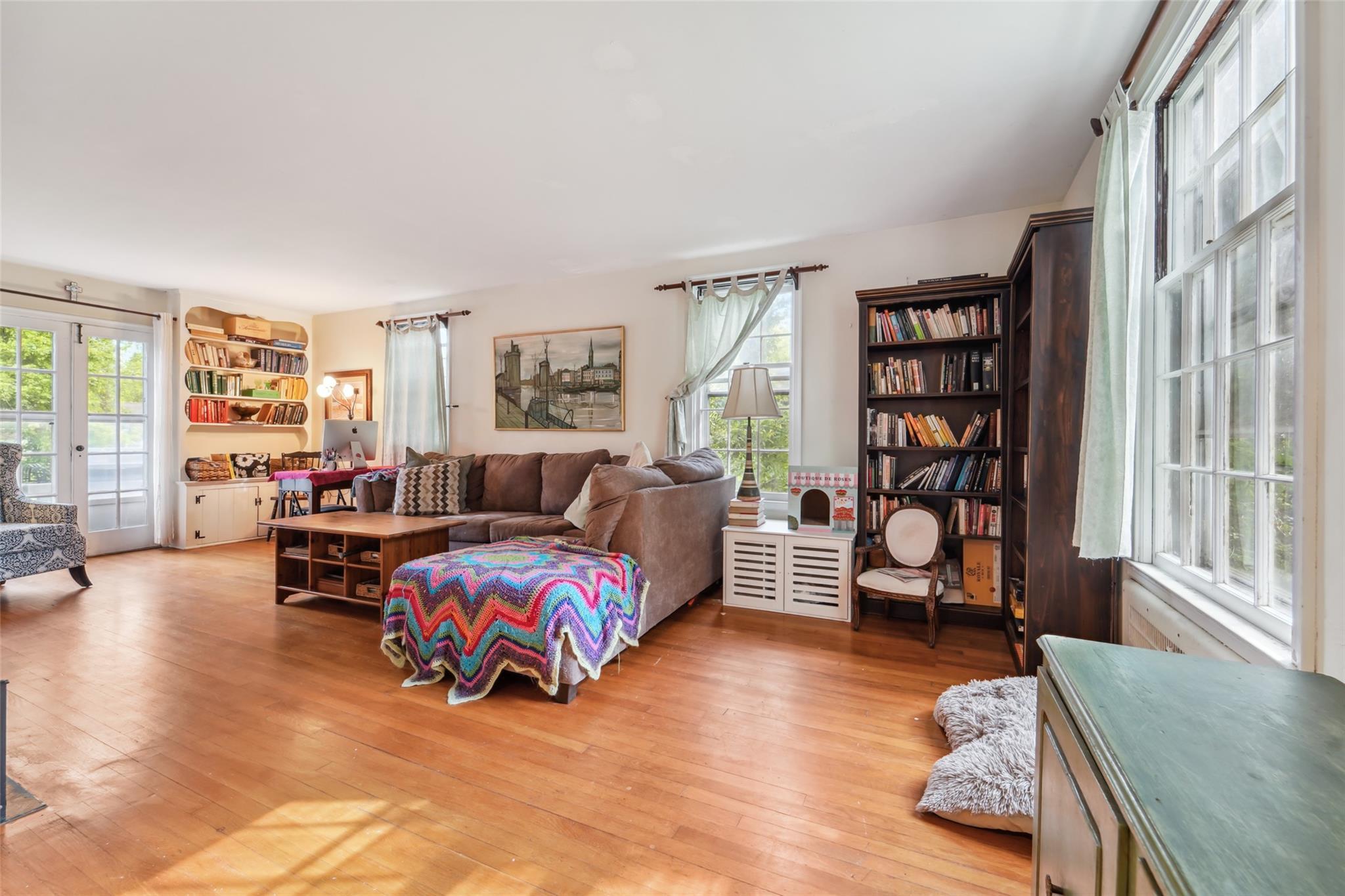 Single Family Clarence  Westchester County, NY 10583, MLS-866497-7