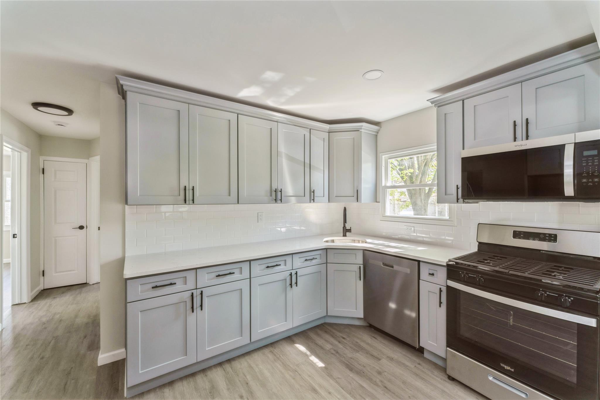Single Family 145th  Queens, NY 11413, MLS-866507-2