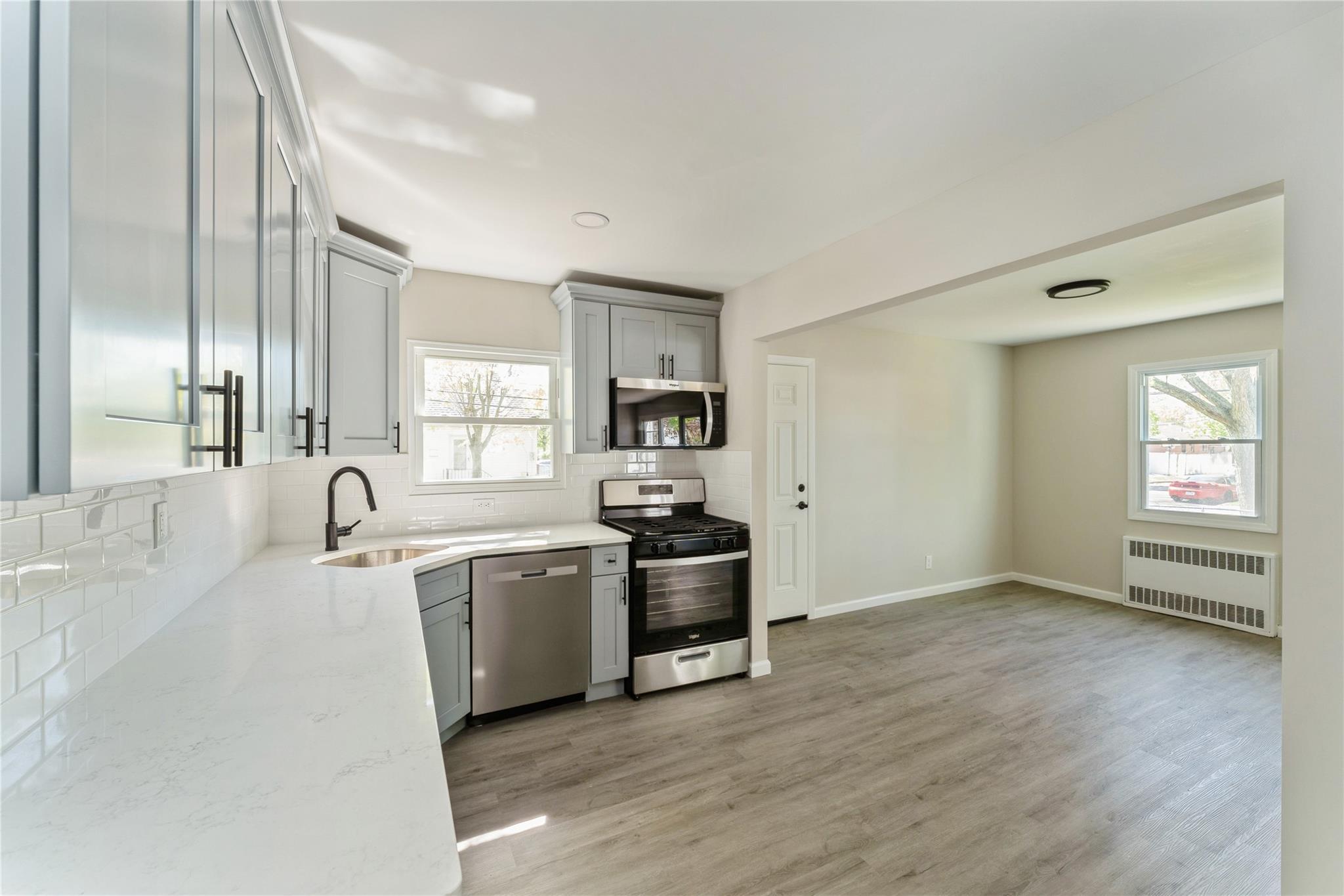 Single Family 145th  Queens, NY 11413, MLS-866507-3