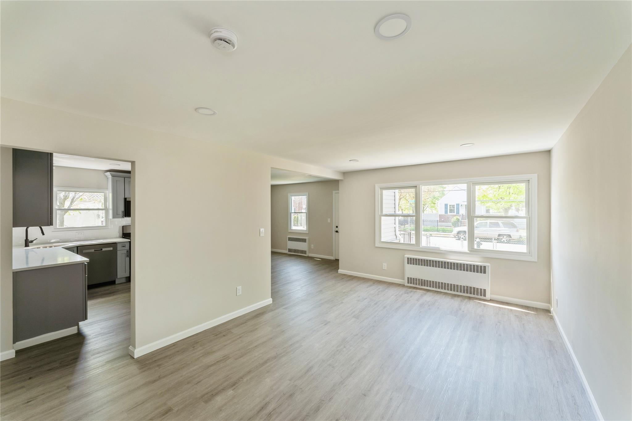 Single Family 145th  Queens, NY 11413, MLS-866507-4