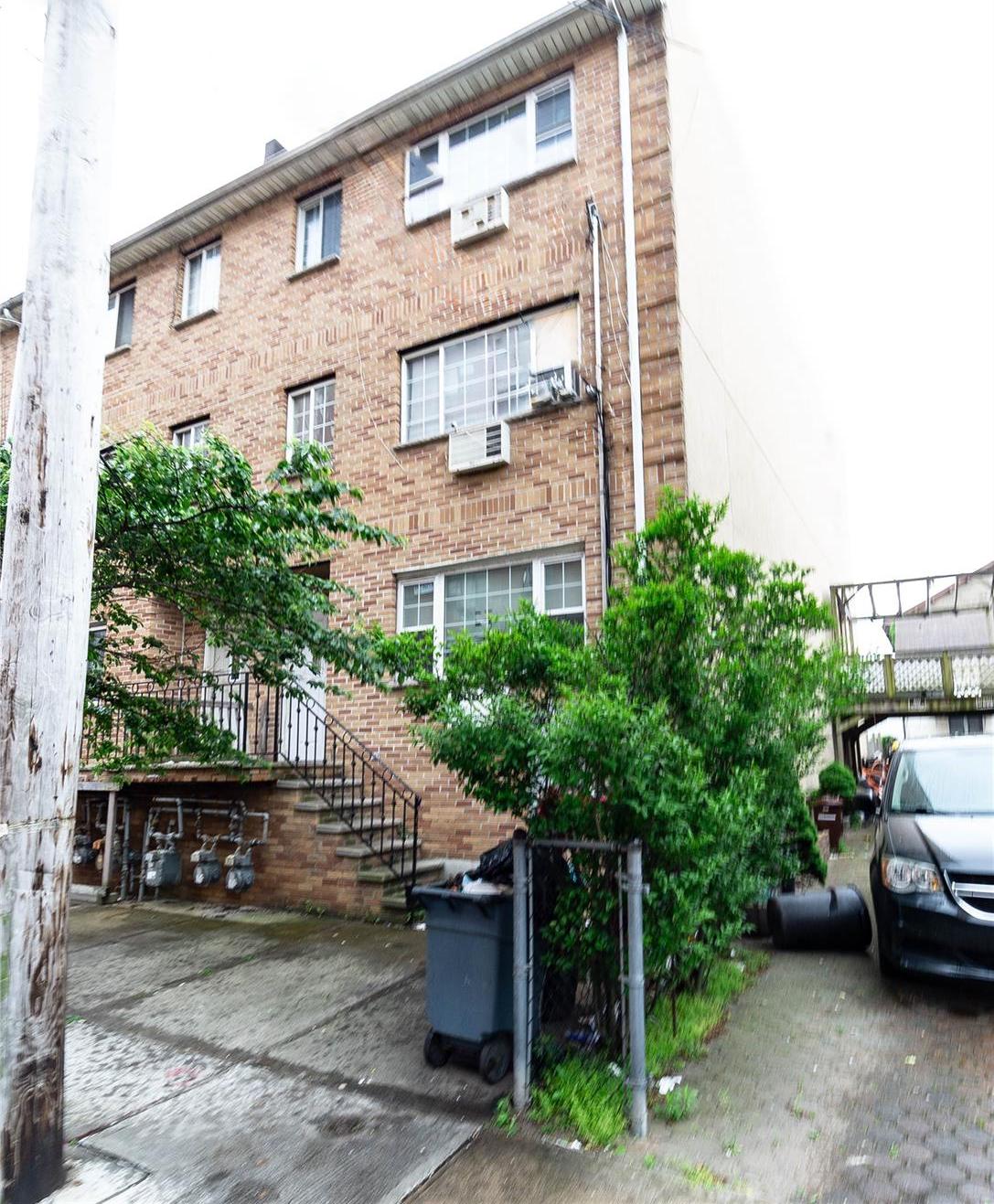 Single Family Beach 96th  Queens, NY 11693, MLS-866516-19