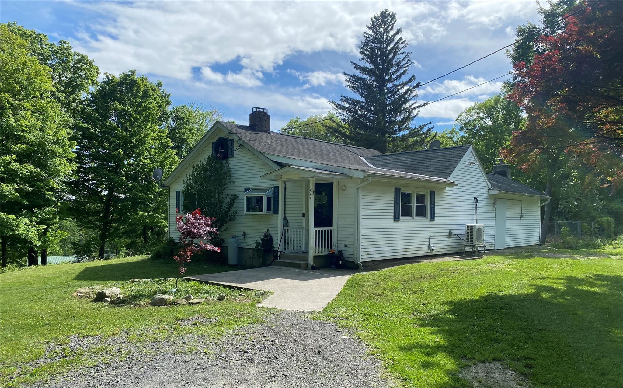 Single Family Upper Mountain  Ulster County, NY 12566, MLS-866526-2