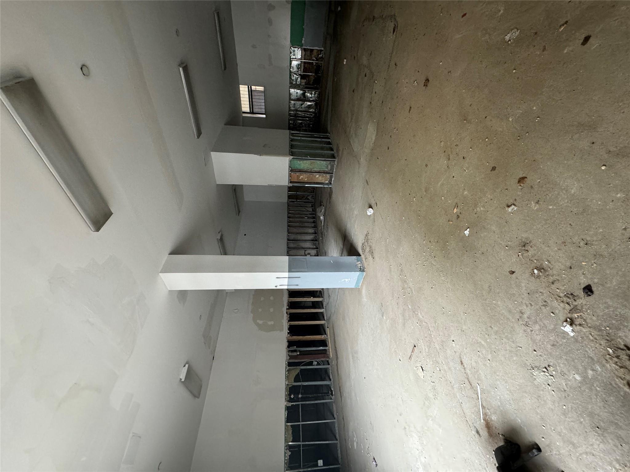 Commercial Lease College  Bronx, NY 10456, MLS-866530-8