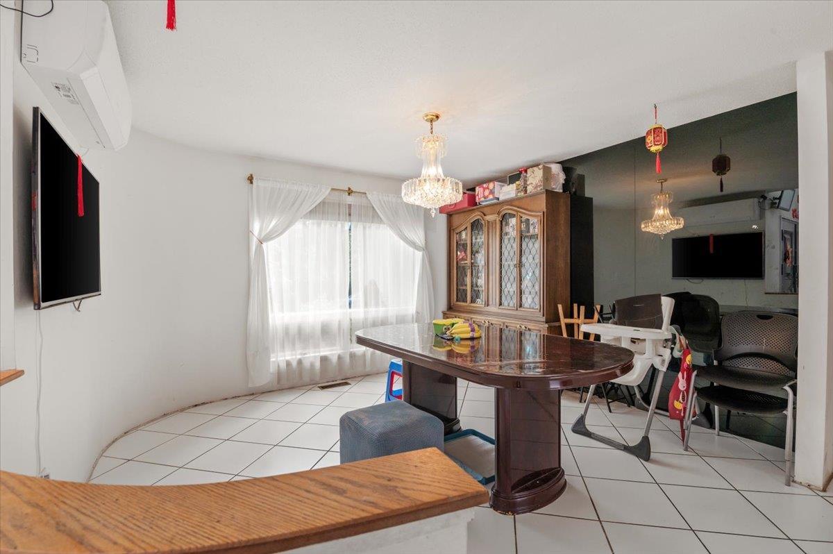 Single Family Carnation  Suffolk County, NY 11735, MLS-866559-10